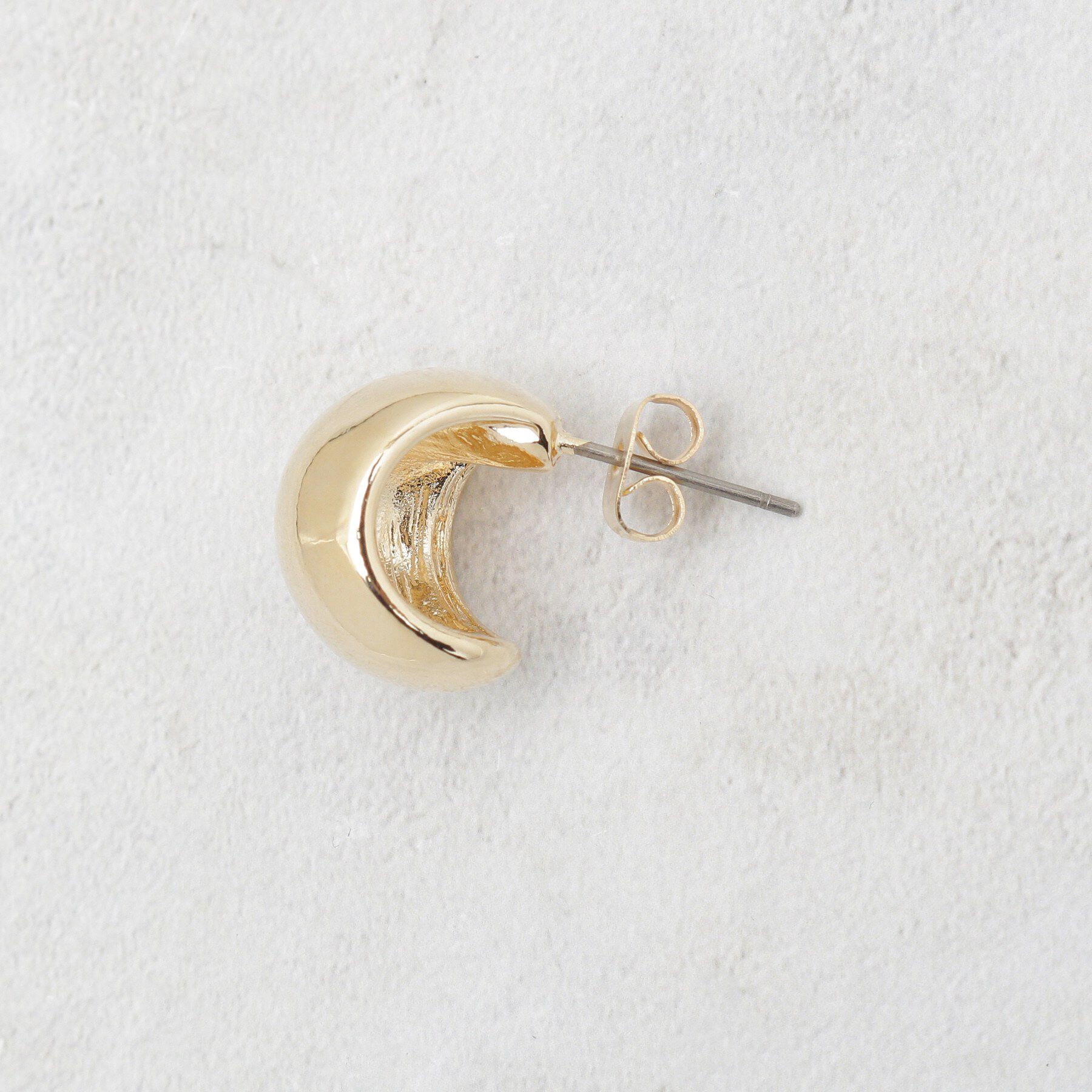 OPAQUE.CLIP「オーバルシェイプ メタルピアス」|ピアス|