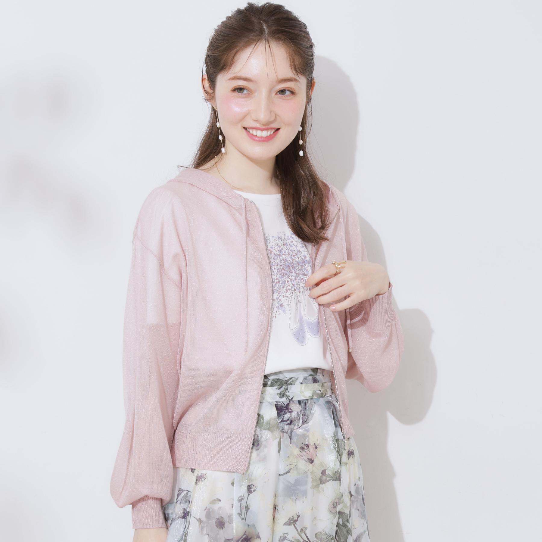 Couture broach「【上品な透け感・大人カジュアル】シアージップアップフーディー」|パーカー|