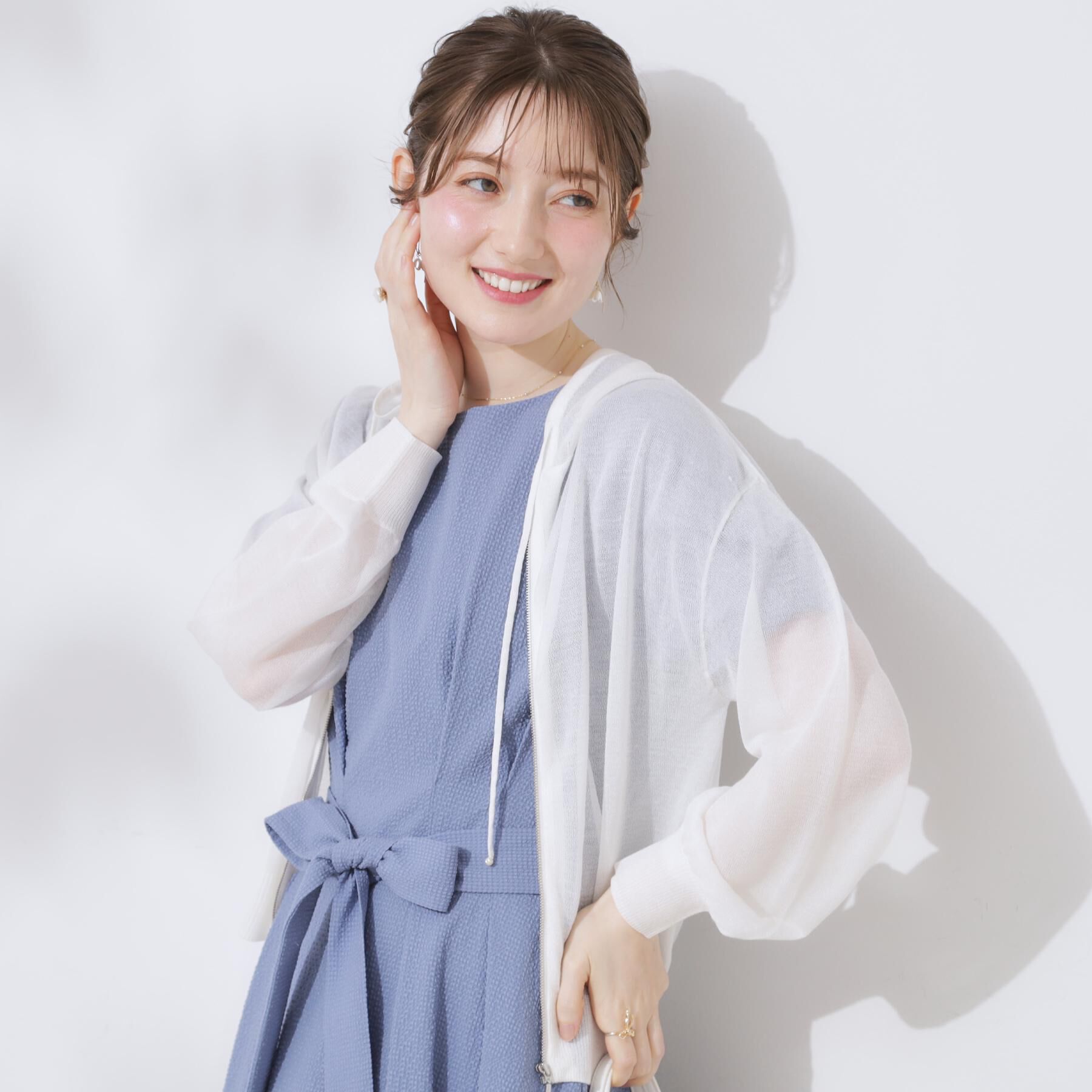 Couture broach「【上品な透け感・大人カジュアル】シアージップアップフーディー」|パーカー|