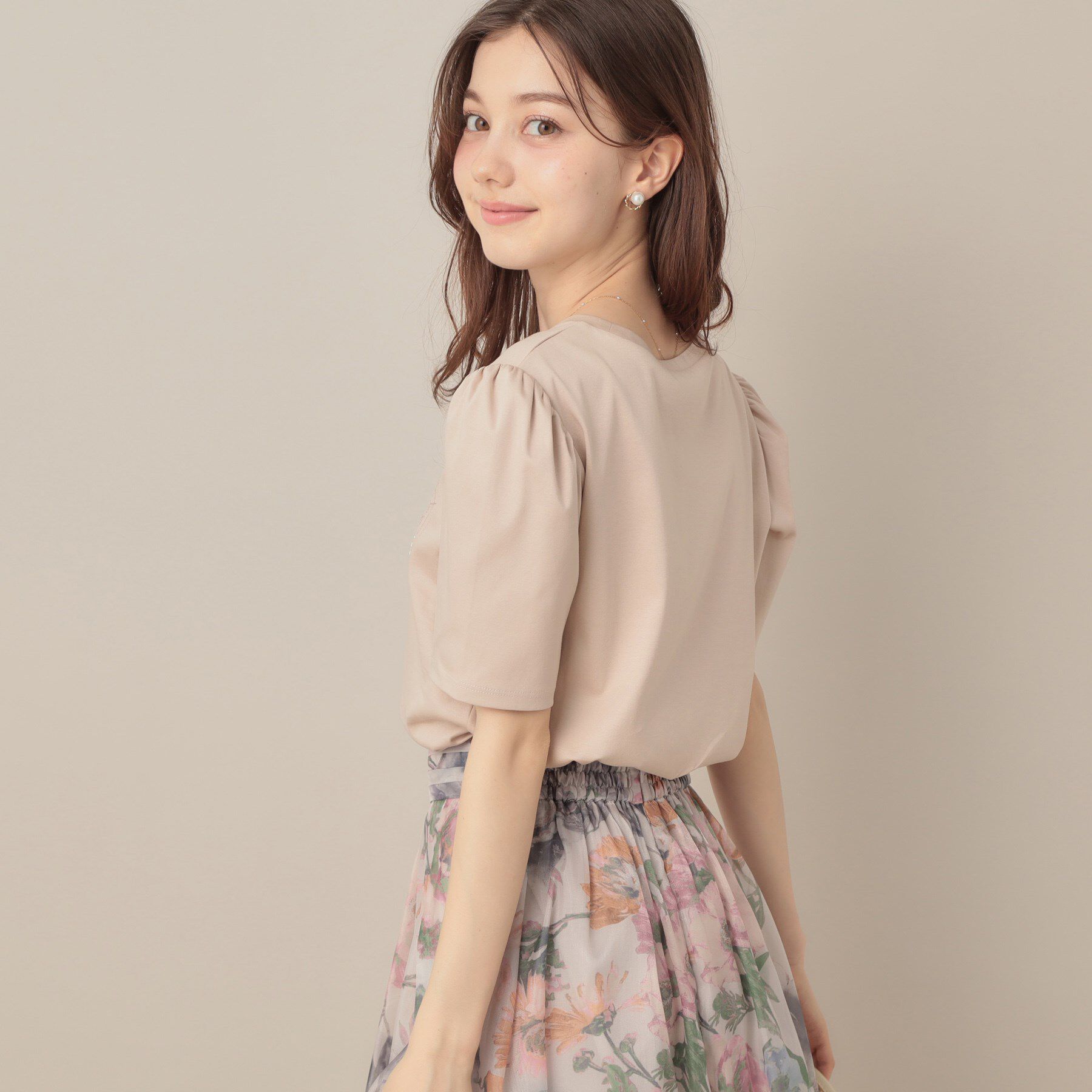 Couture broach「【接触冷感・UV機能あり・マシンウォッシャブル】60シルケット パフュームエンブロTシャツ」|Tシャツ・カットソー|