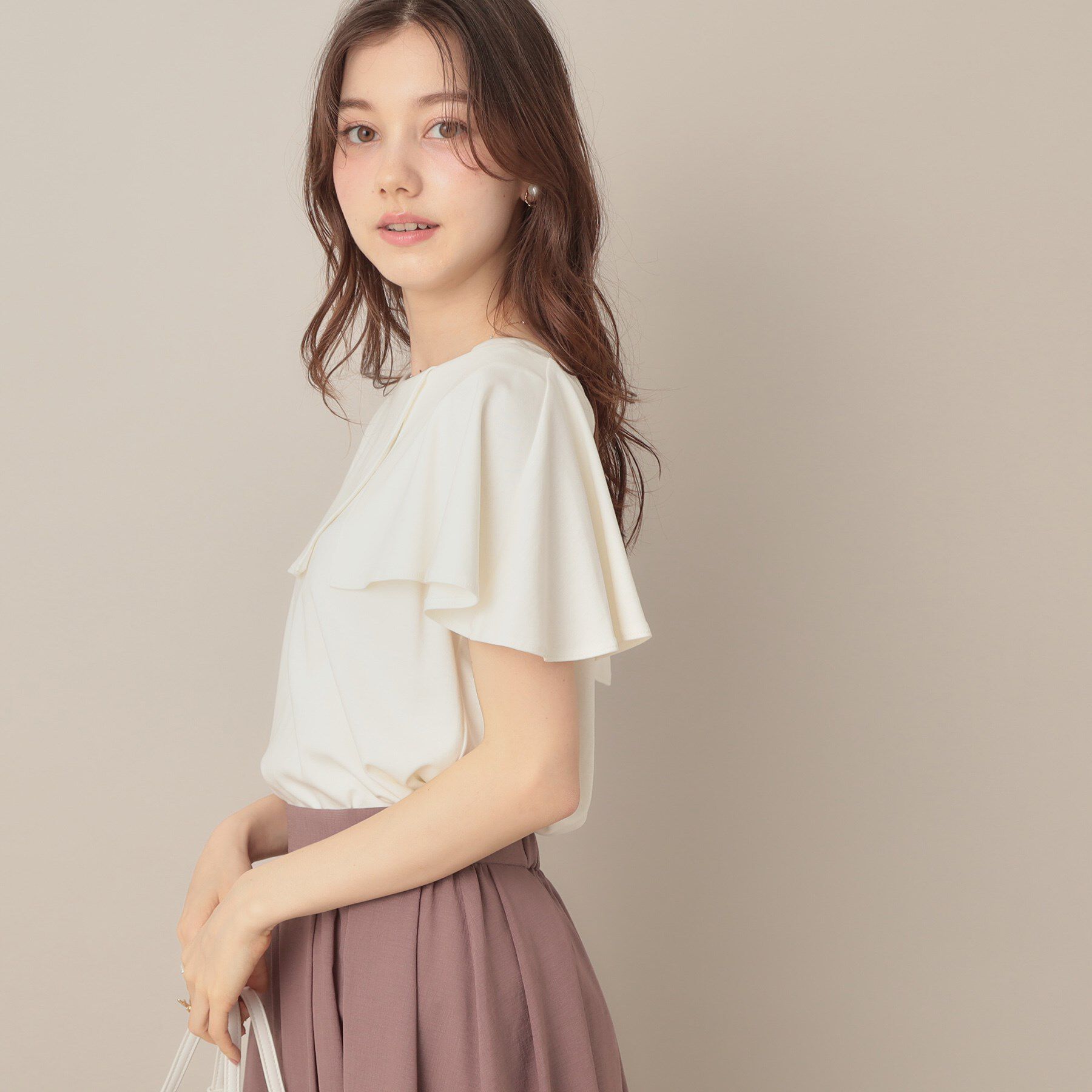 Couture broach「【マシンウォッシャブル・UVケア・接触冷感】2WAYケープデザインカットソー」|Tシャツ・カットソー|