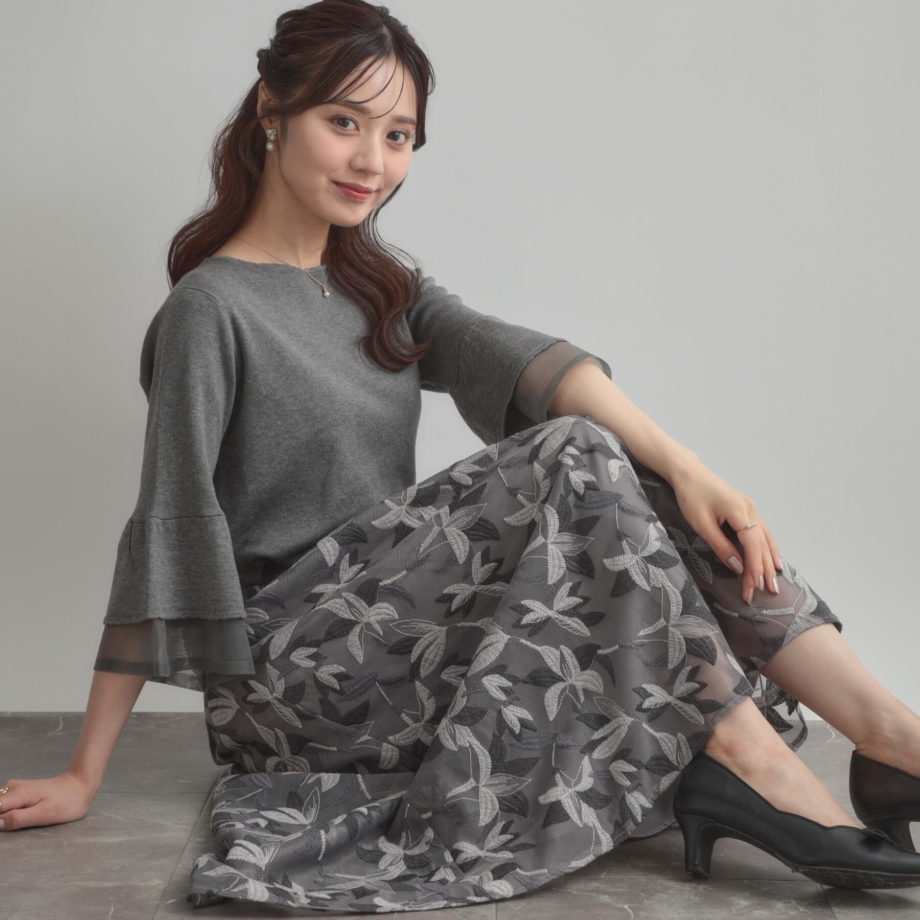 Couture broach「【花柄・きれいめ・通勤】リンドウエンブロメッシュスカート」|スカート|グレー(412)