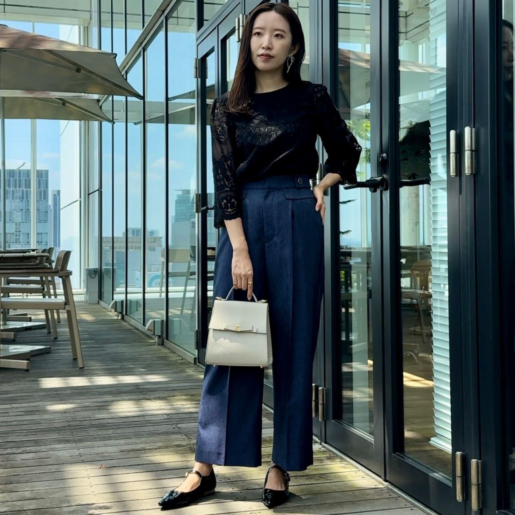 Couture broach「【一枚で着映える・高見え】刺繍レースフレアー袖ブラウス」|シャツ・ブラウス|