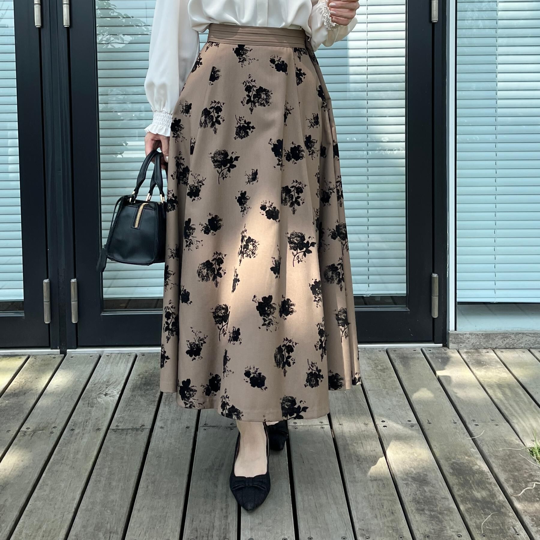 Couture broach「【美シルエット・通勤】フロッキーフラワープリントスカート」|スカート|