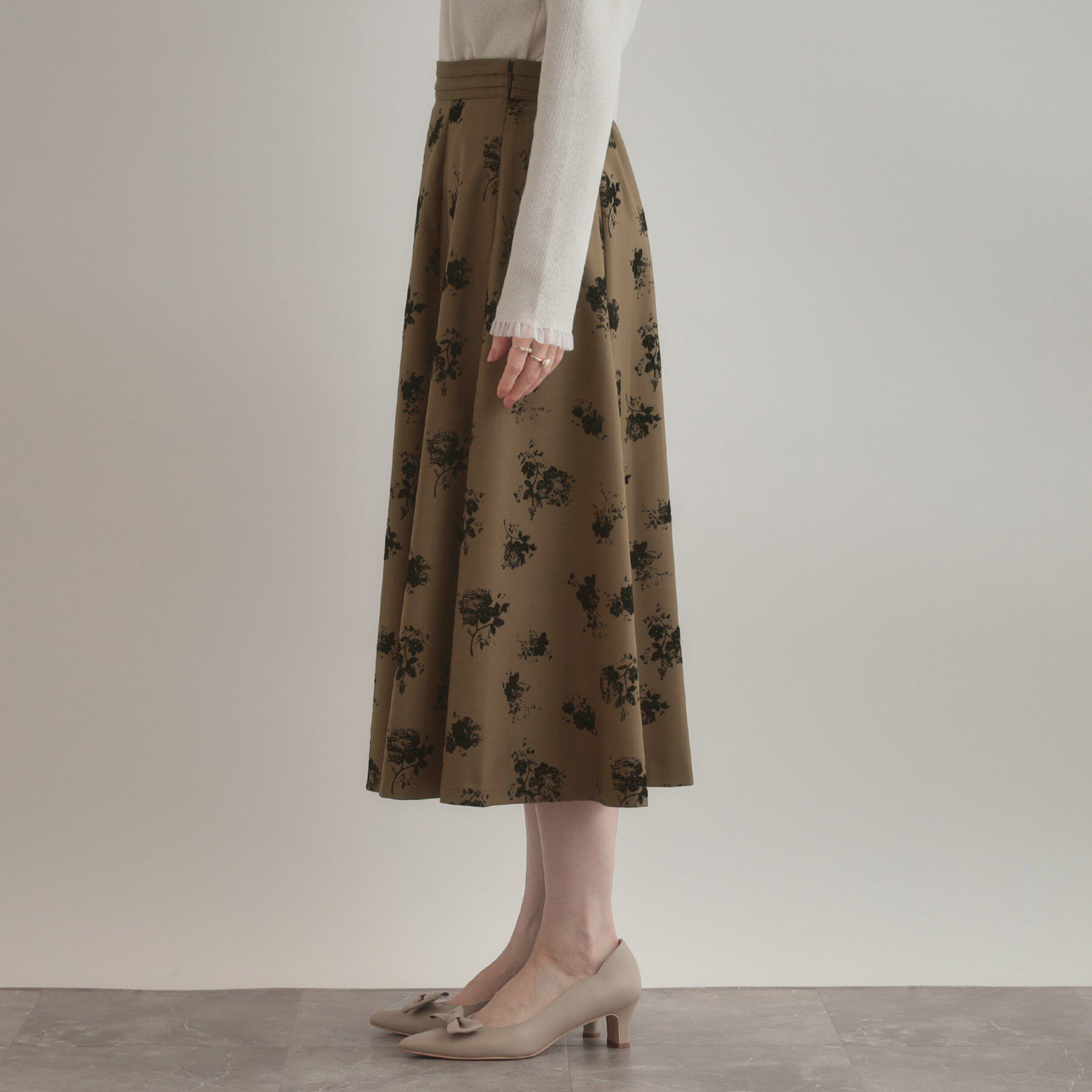 Couture broach「【美シルエット・通勤】フロッキーフラワープリントスカート」|スカート|