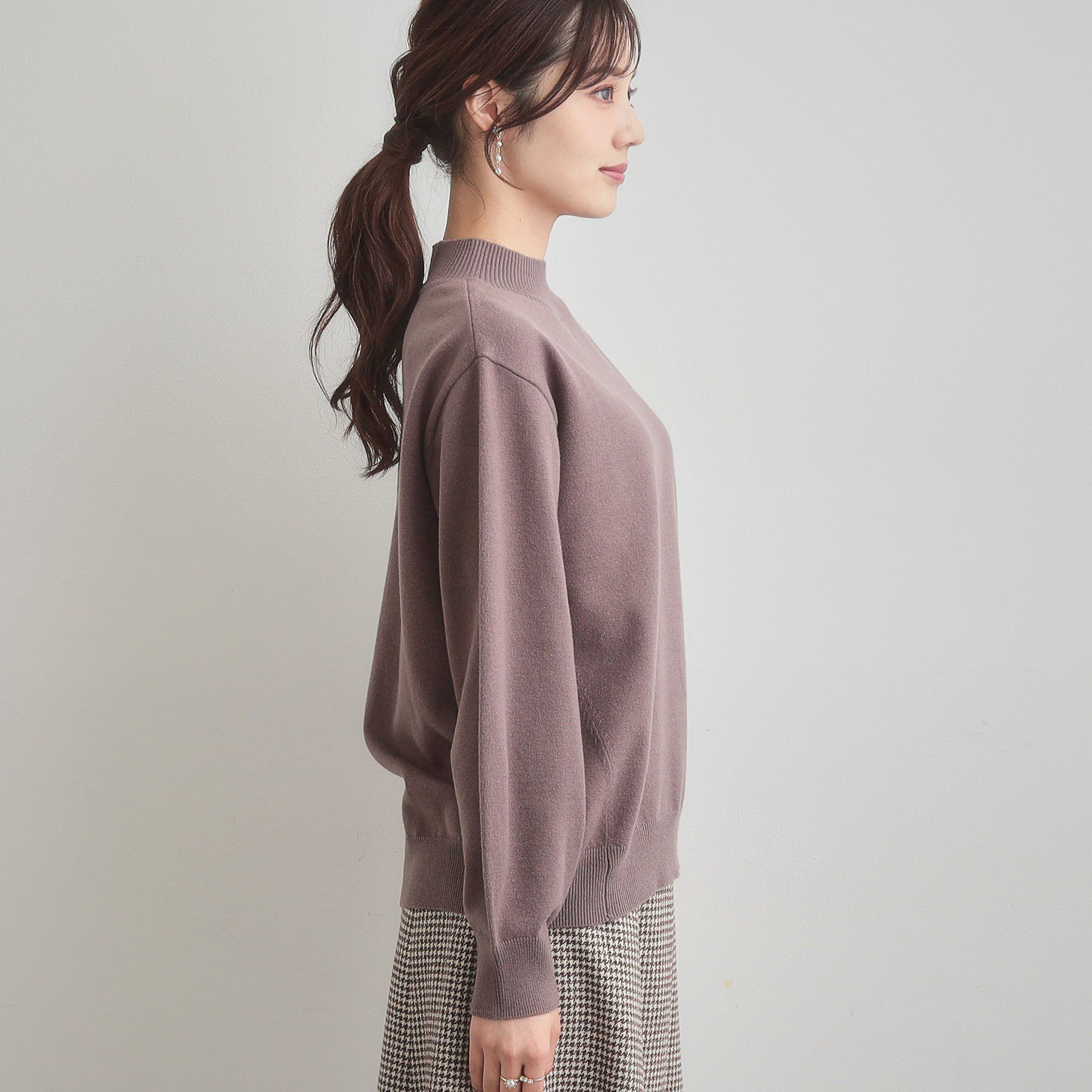 Couture broach「【後ろ姿も着映える・通勤】バックレースアップ微起毛ニット」|ニット・セーター|