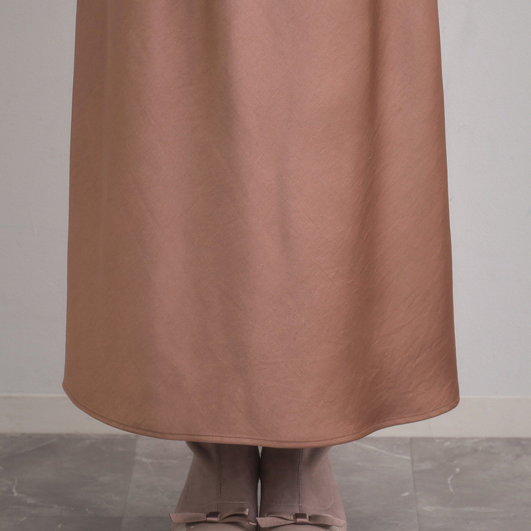 Couture broach「シルキーヘビーサテンスカート」|スカート|