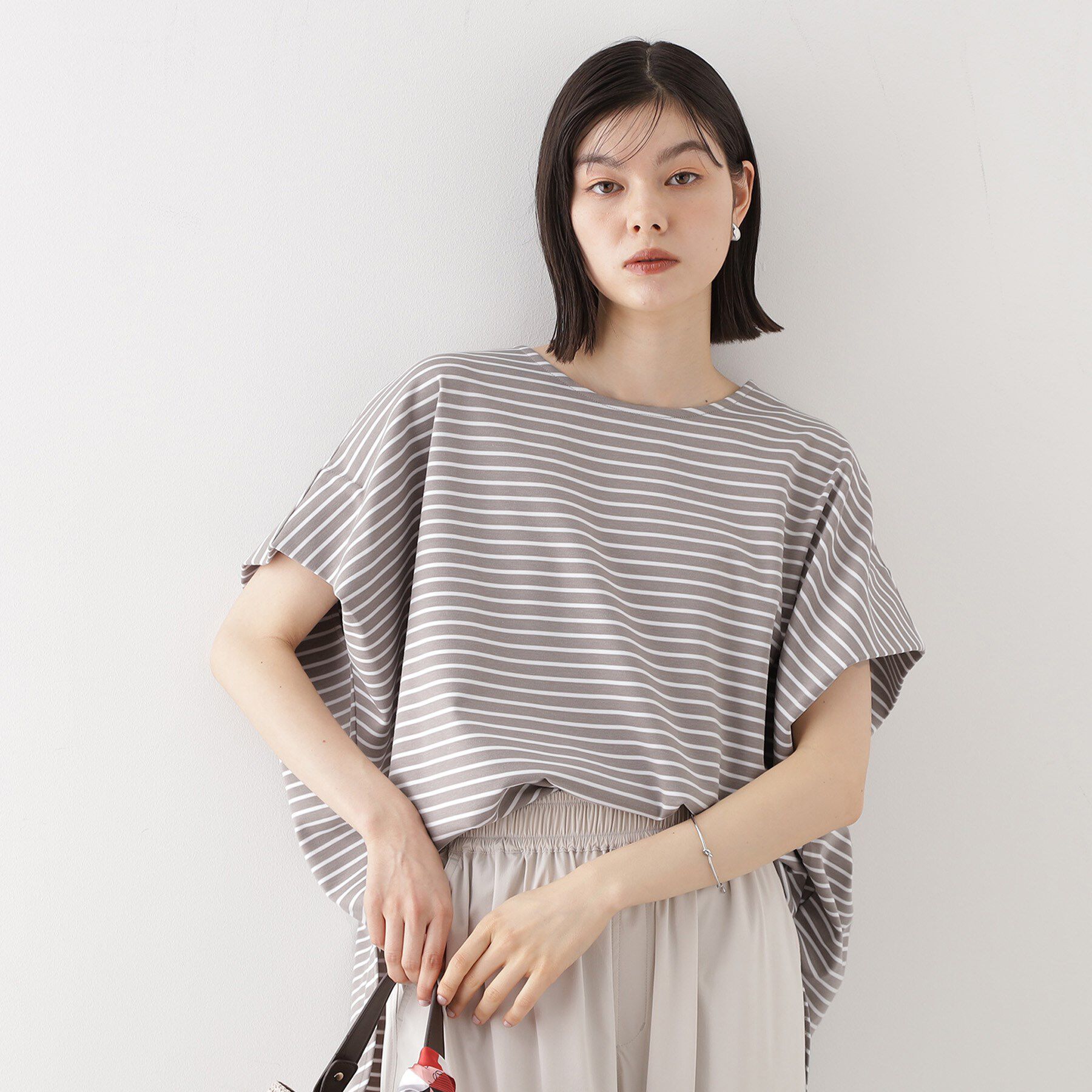 THE SHOP TK「ポンチボリュームプルオーバー【体型カバー/洗える/シワになりにくい】」|Tシャツ・カットソー|ライトグレー(311