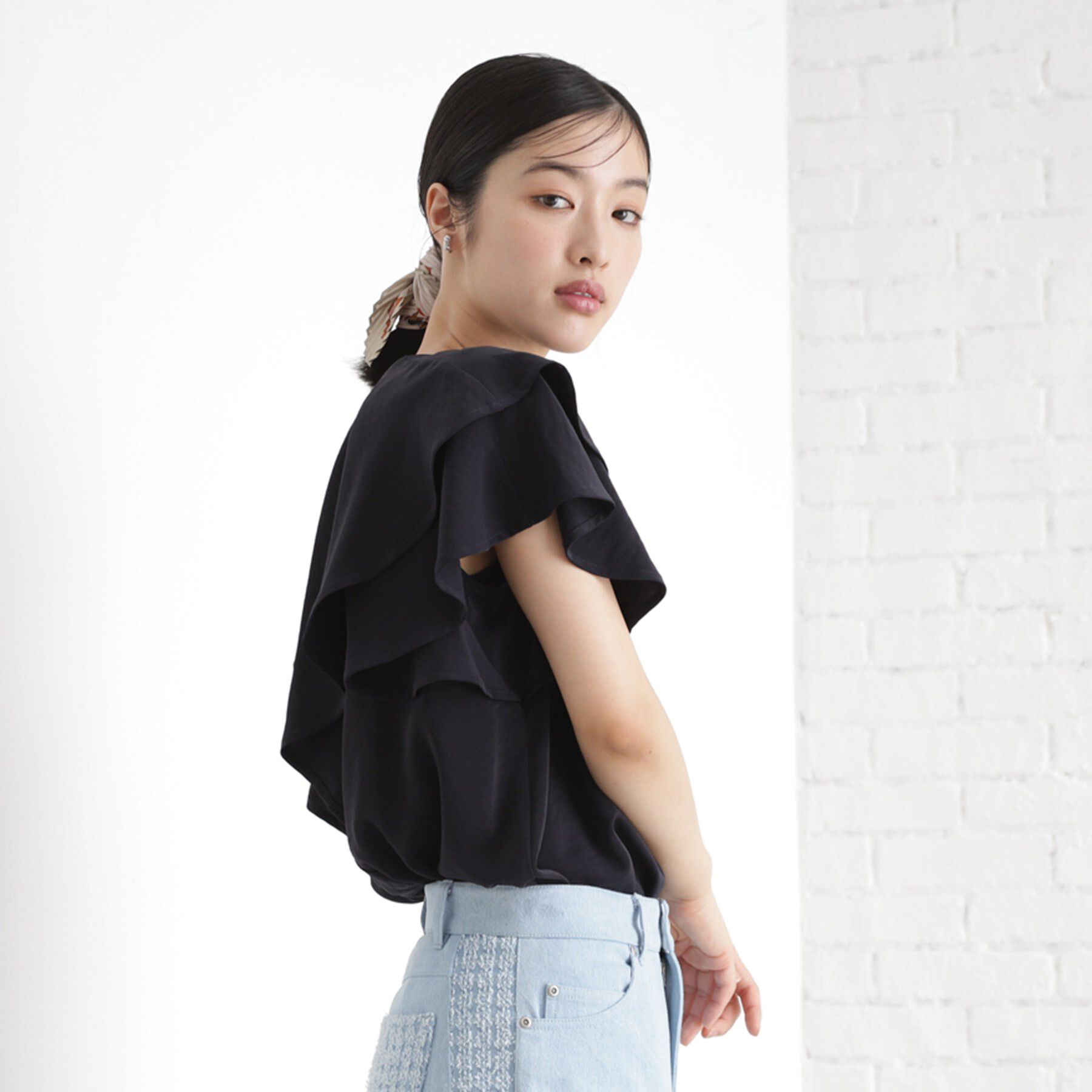 THE SHOP TK「【ONOFF活躍】フリルデザインブラウス/セットアップ可」|シャツ・ブラウス|