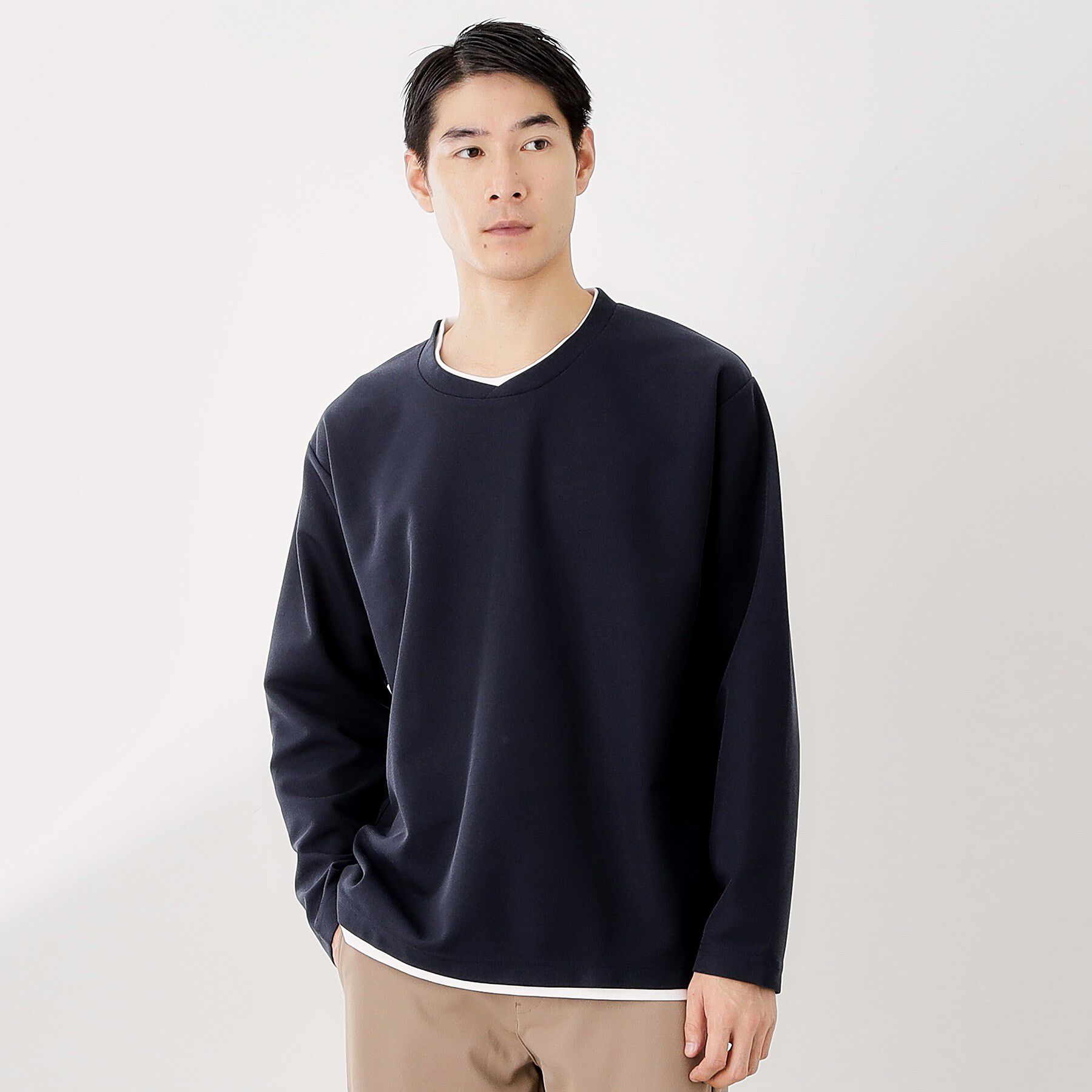 THE SHOP TK「【一枚でコーディネートが完成！】レイヤード風クルーネック長袖Tシャツ　洗濯機OK」|Tシャツ・カットソー|ネイビー(094)