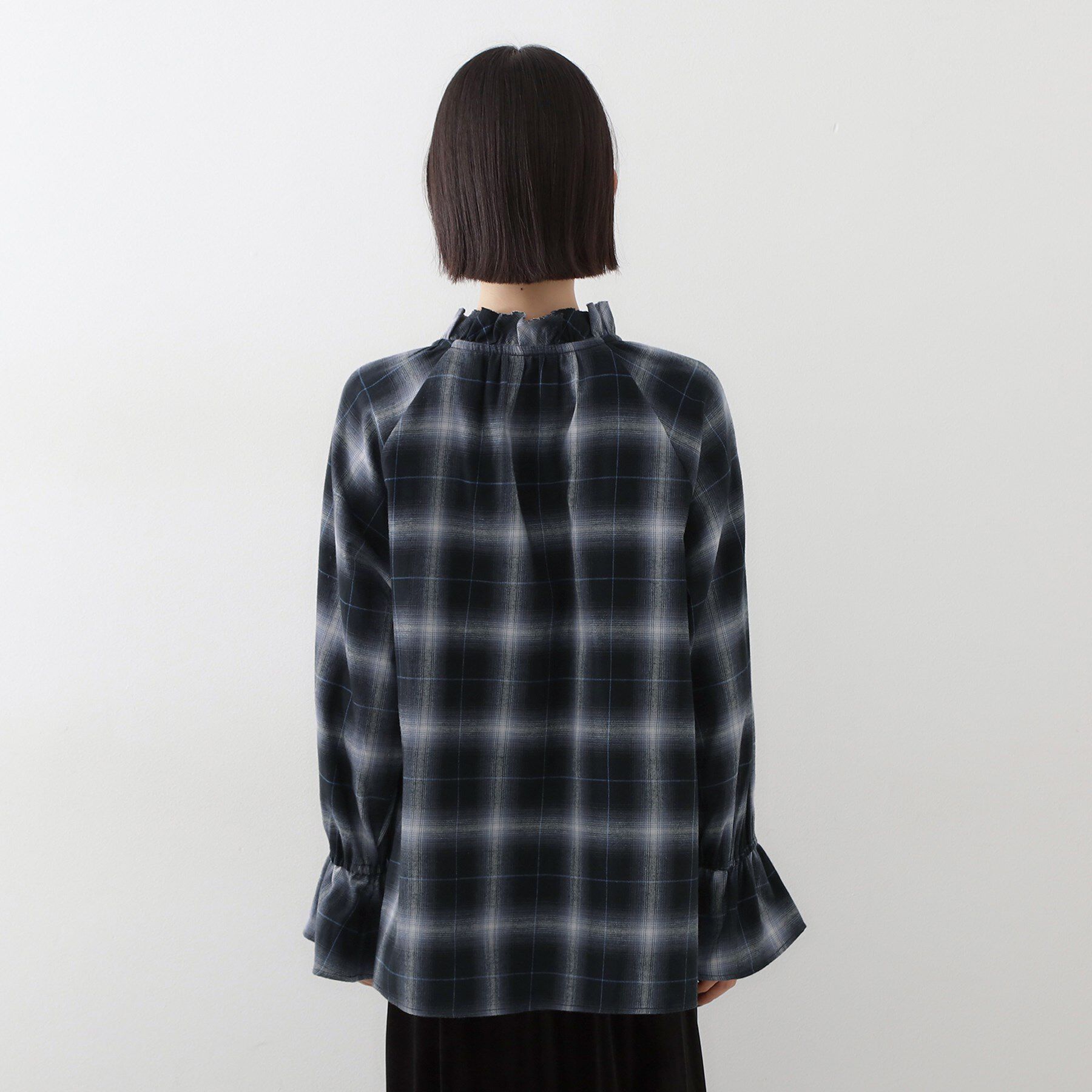 THE SHOP TK「起毛オンブレフリルブラウス」|シャツ・ブラウス|