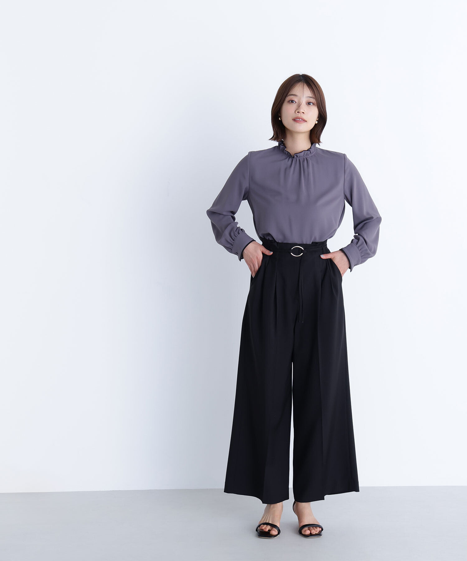  「バイカラーフリルネックブラウス」|シャツ・ブラウス|