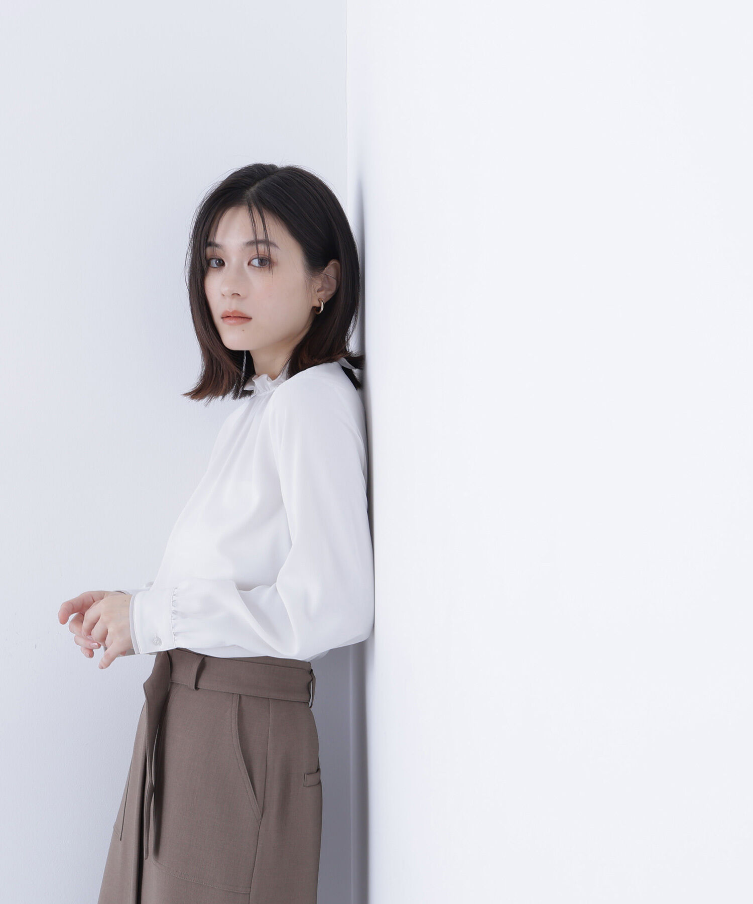  「バイカラーフリルネックブラウス」|シャツ・ブラウス|