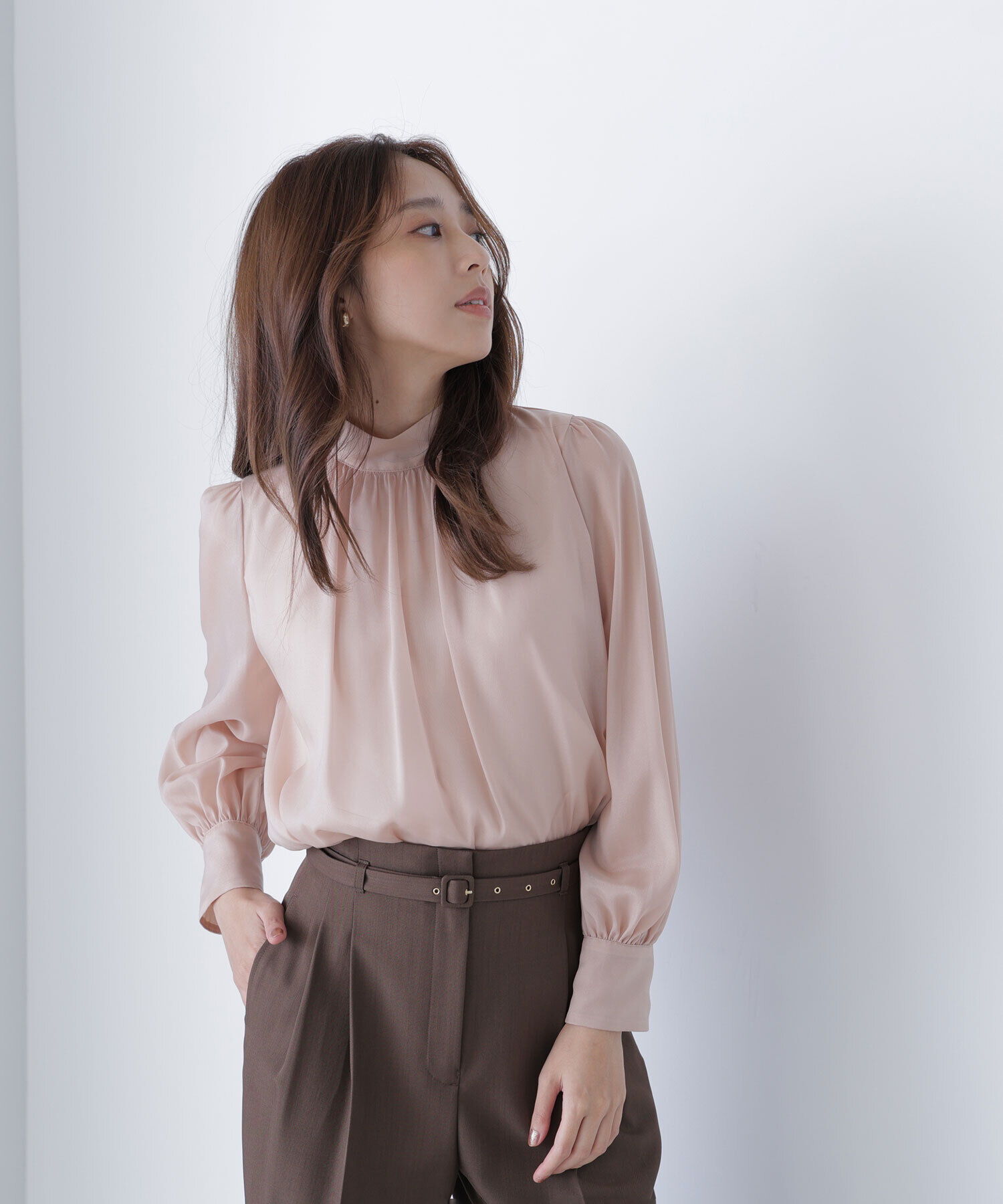 「ハイネックボリュームシアーブラウス」|シャツ・ブラウス|ピンクベージ