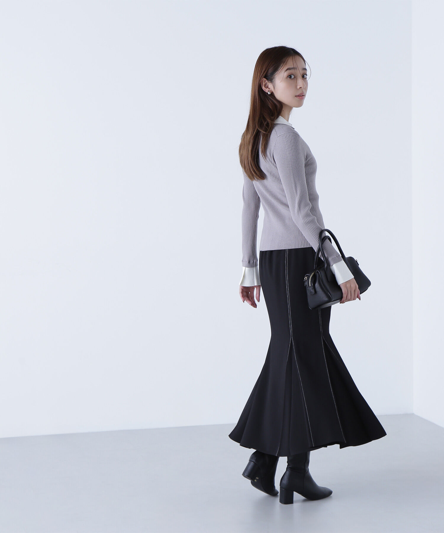  「ダブルカラーVネックリブニット」|ニット・セーター|