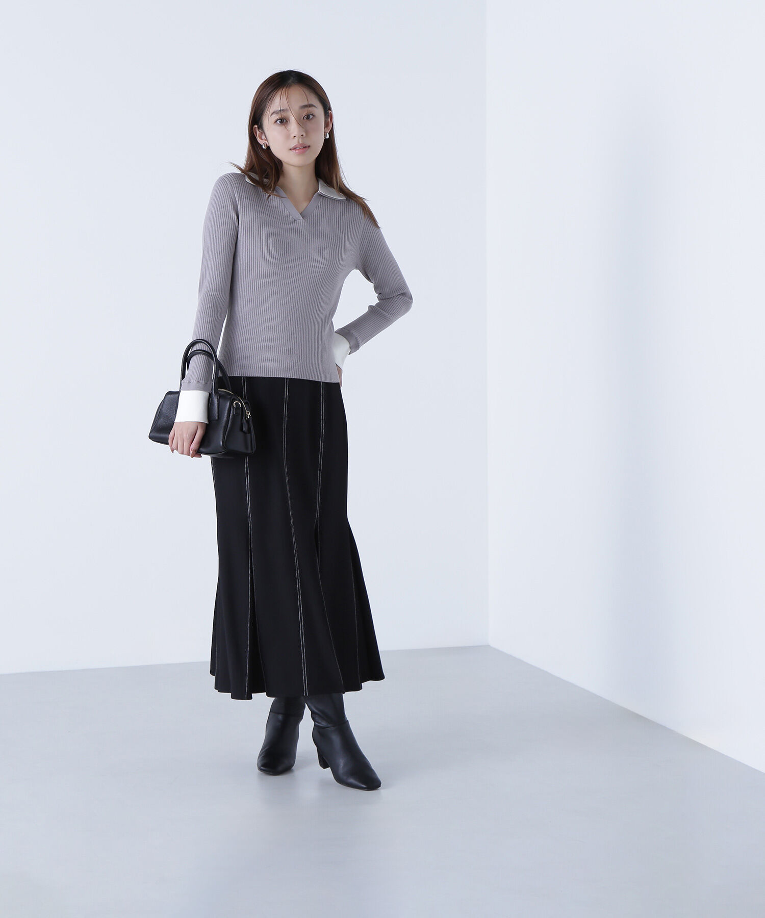  「ダブルカラーVネックリブニット」|ニット・セーター|