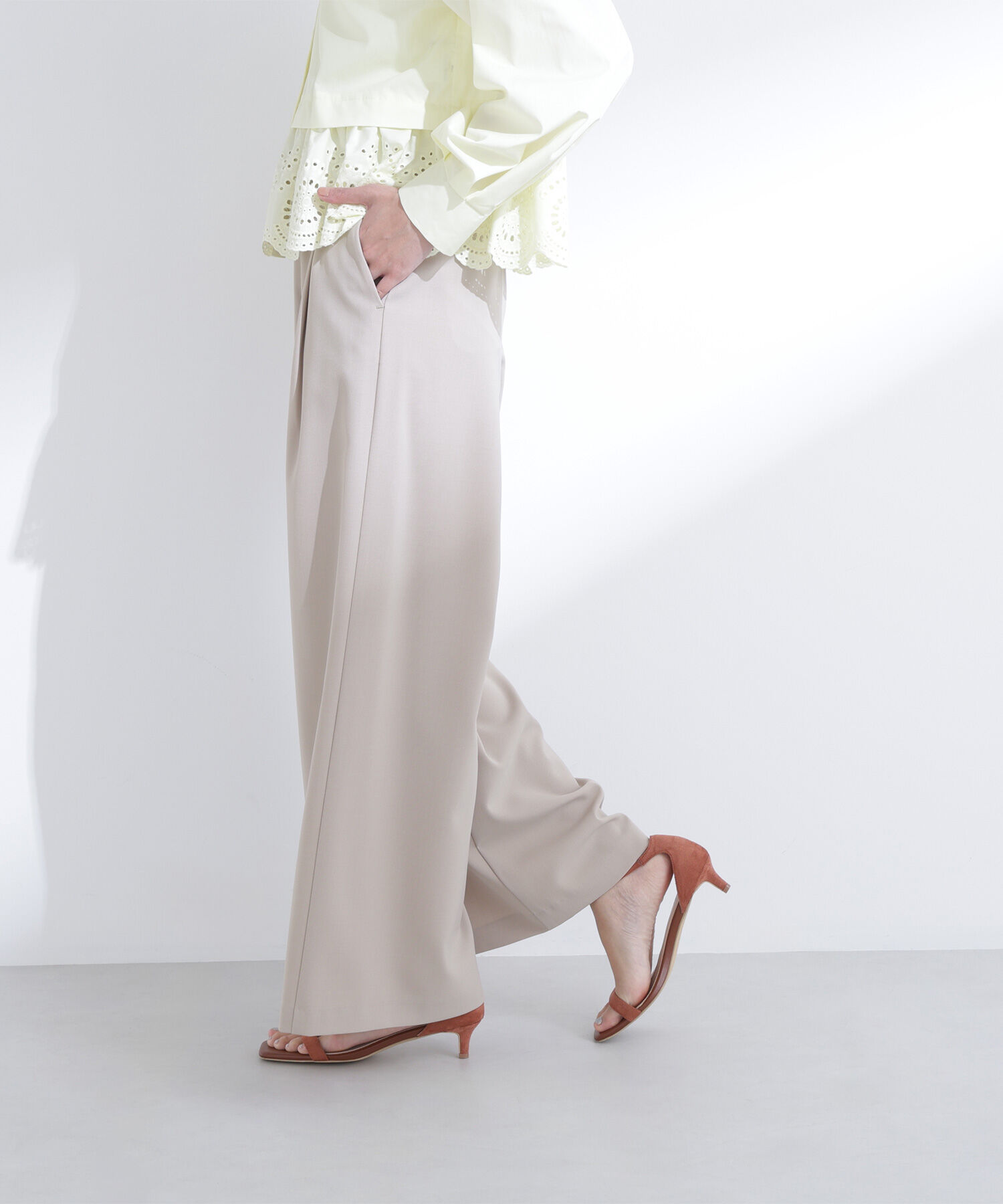  「ベルテッドタックワイドパンツ」|その他|