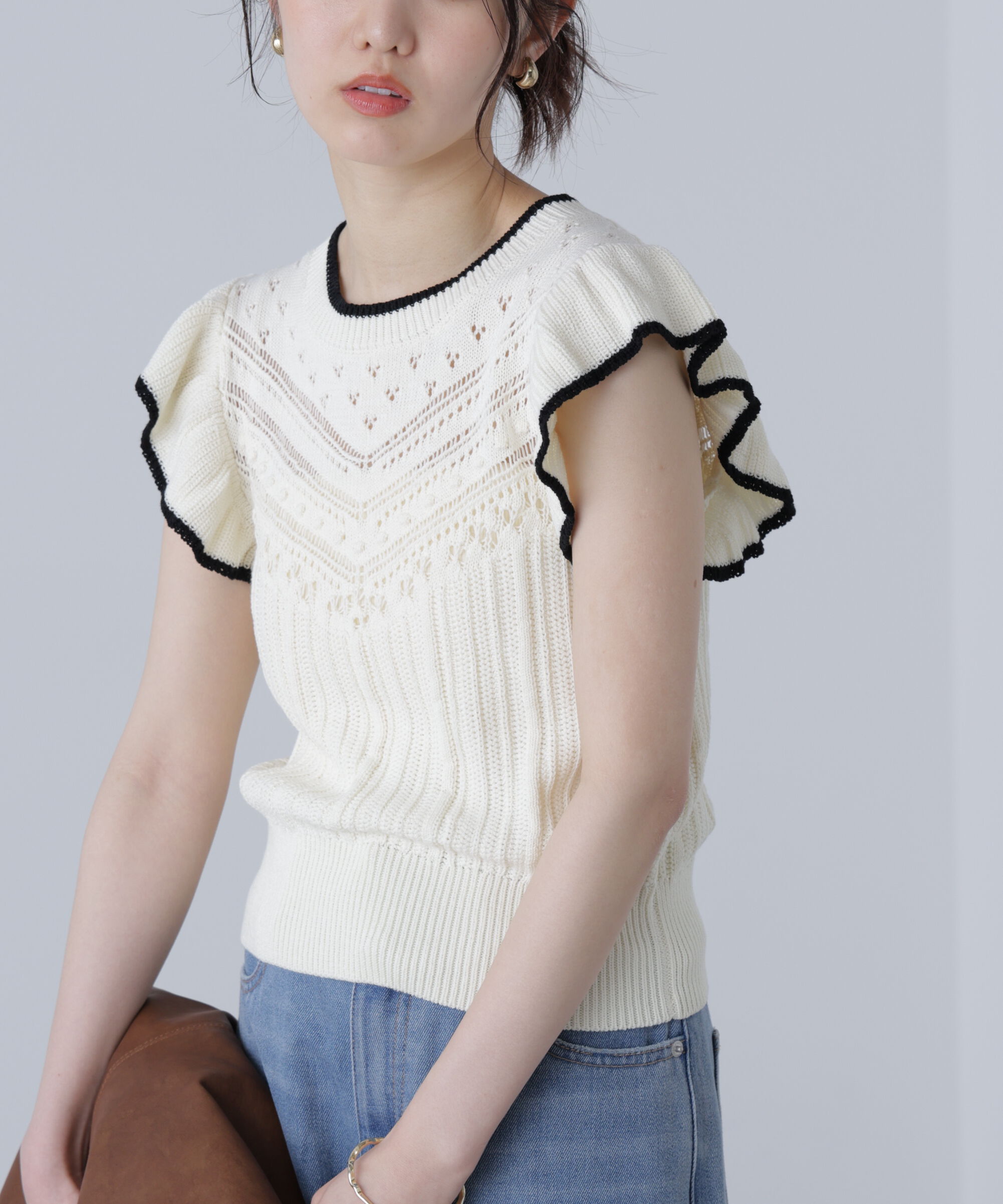 「肩フリル編地切り替えニット」|ニット・セーター|