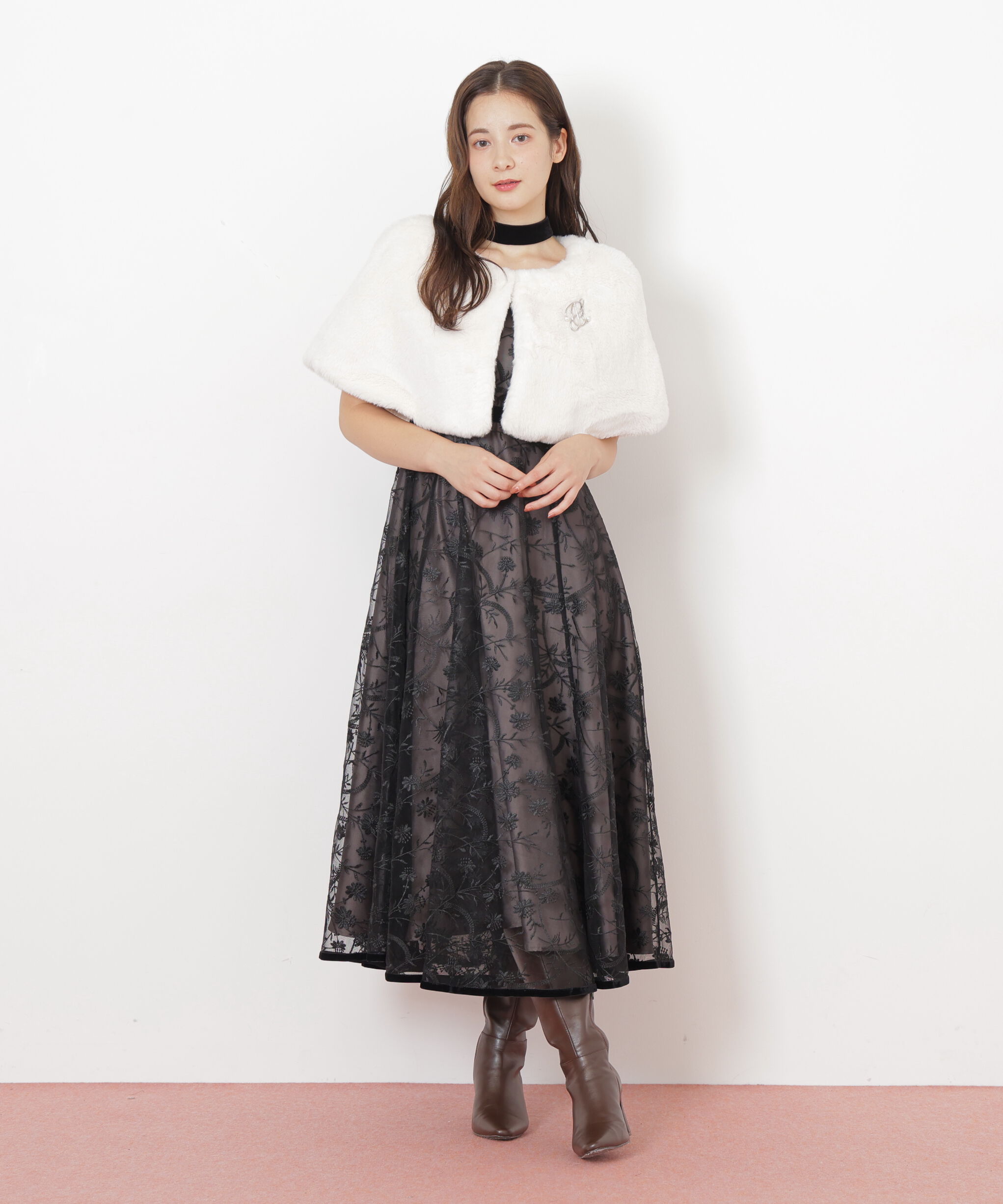  「＜ｍｉｋｕさんコラボ＞フェイクファーケープ」|その他|