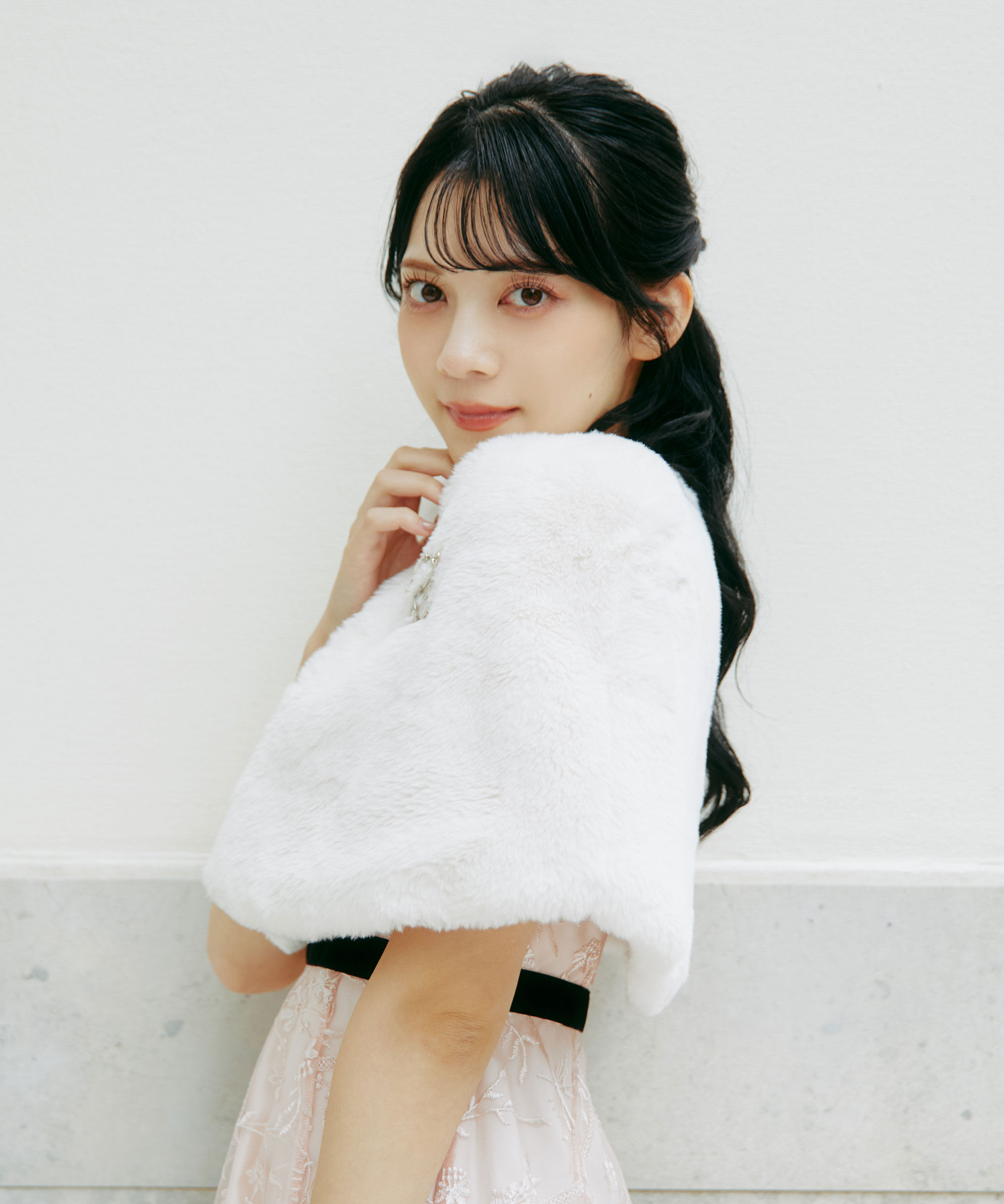  「＜ｍｉｋｕさんコラボ＞フェイクファーケープ」|その他|