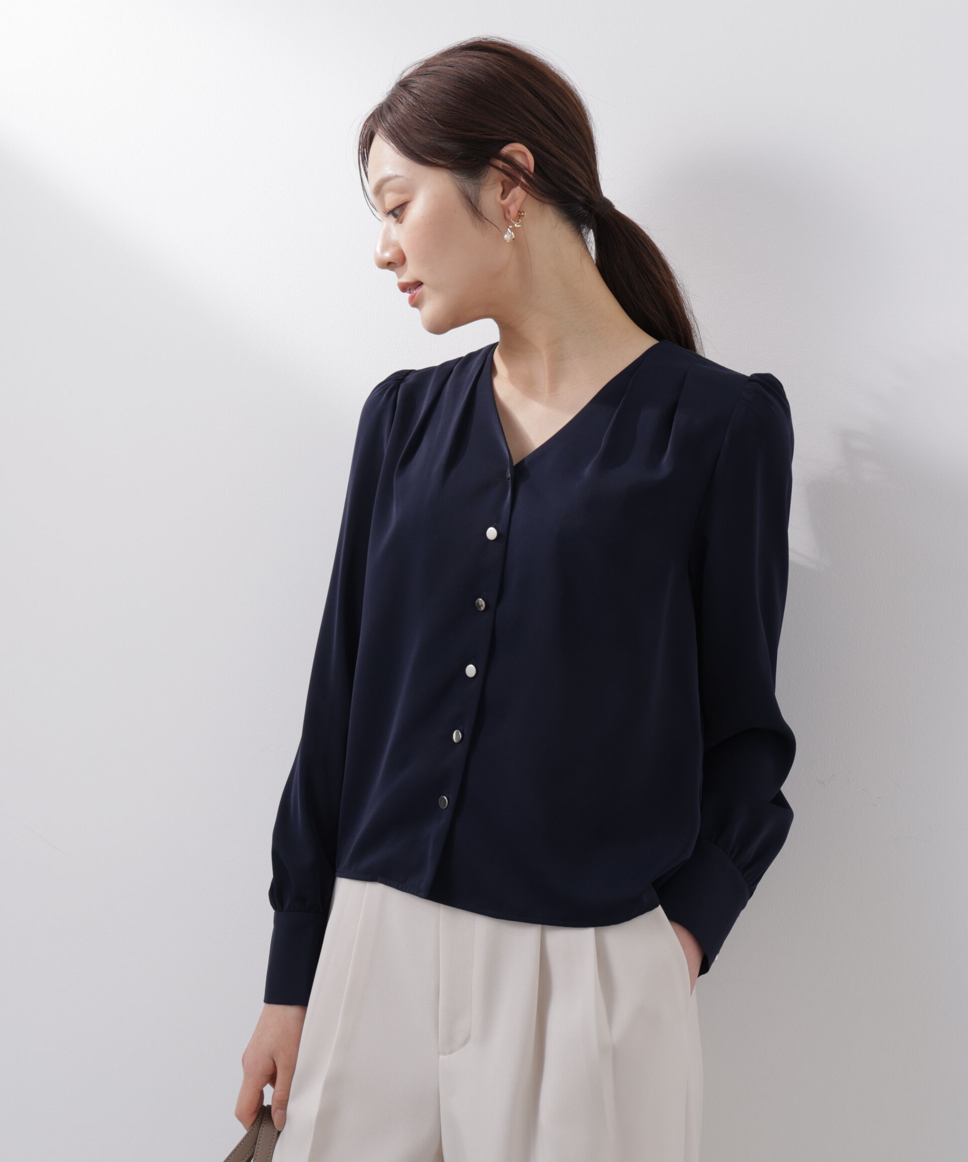 PROPORTION BODY DRESSING「キラ釦タックブラウス　26SS」|シャツ・ブラウス|