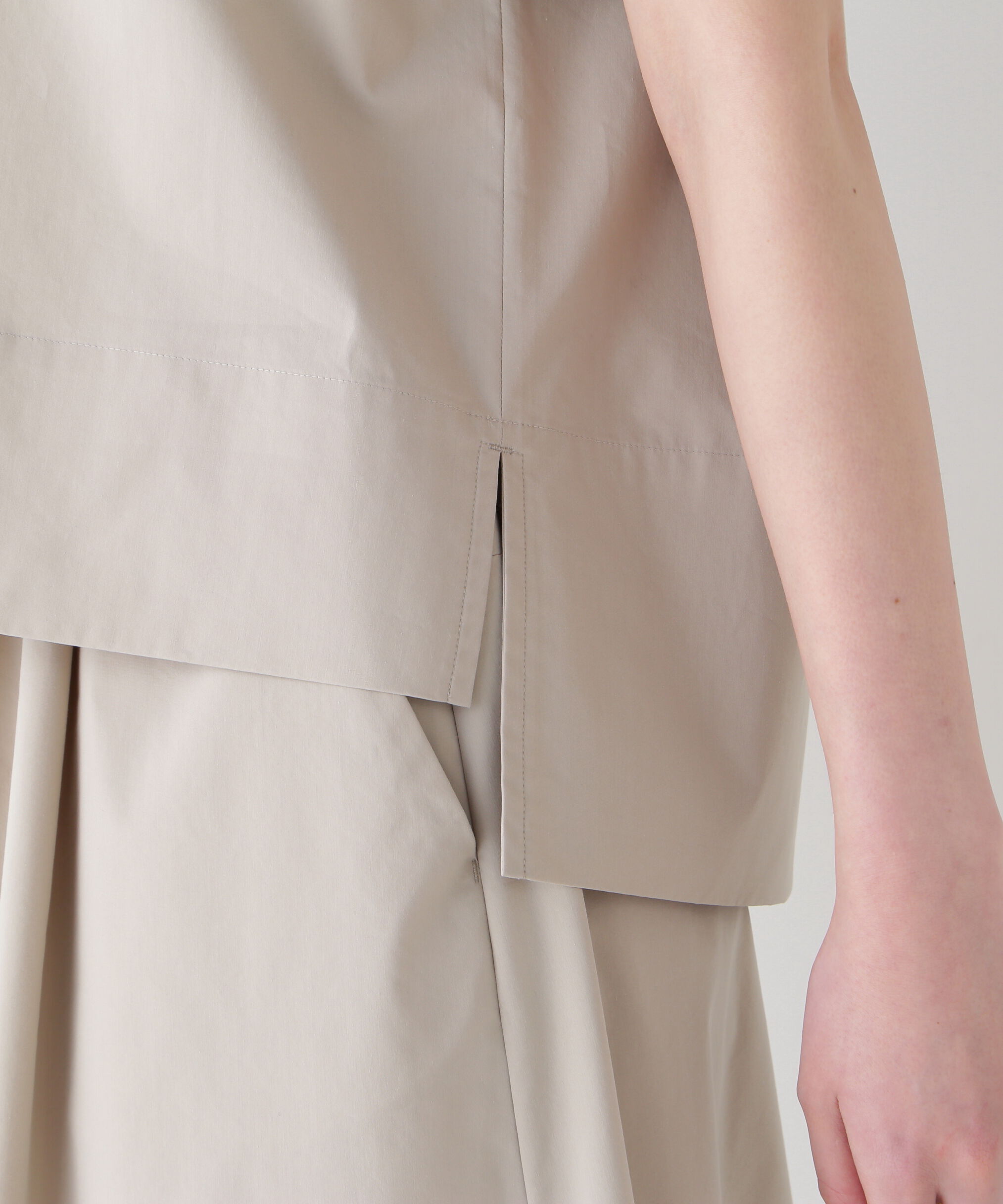  「◆ｺｯﾄﾝﾎﾟﾘｴｽﾃﾙｳｪｻﾞｰｽﾄﾚｯﾁﾌﾚﾝﾁｽﾘｰﾌﾞﾌﾟ 」|シャツ・ブラウス|