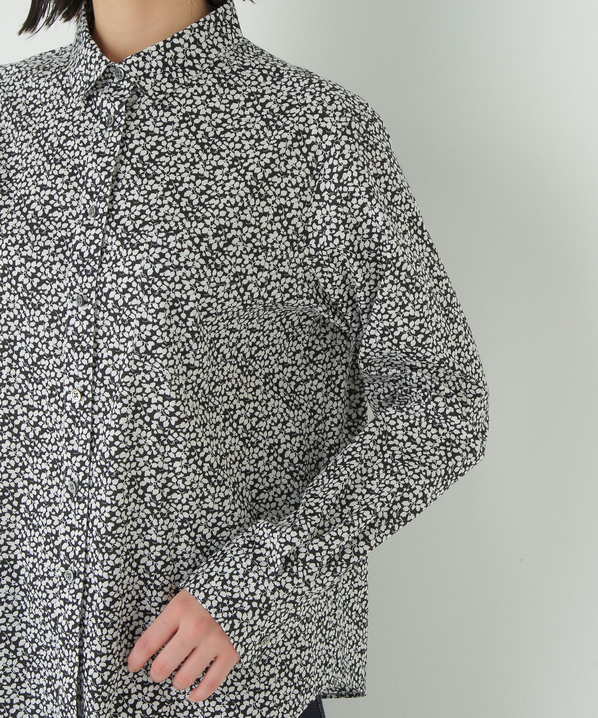  「◆リバティプリントベーシックカラーシャツ」|シャツ・ブラウス|