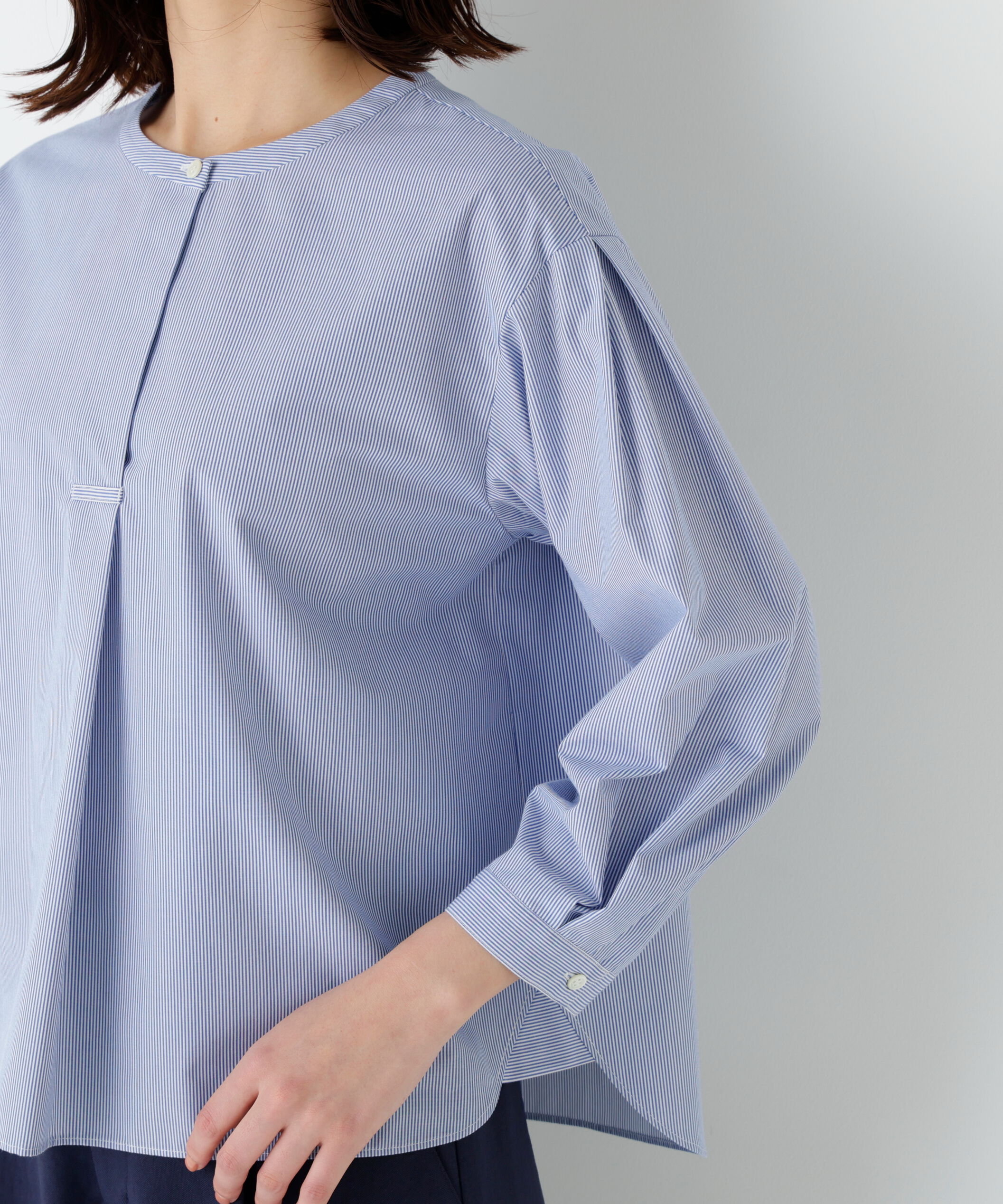  「◆《ウォッシャブル》綿ポリエステル先染ノーカラーブラウス」|シャツ・ブラウス|