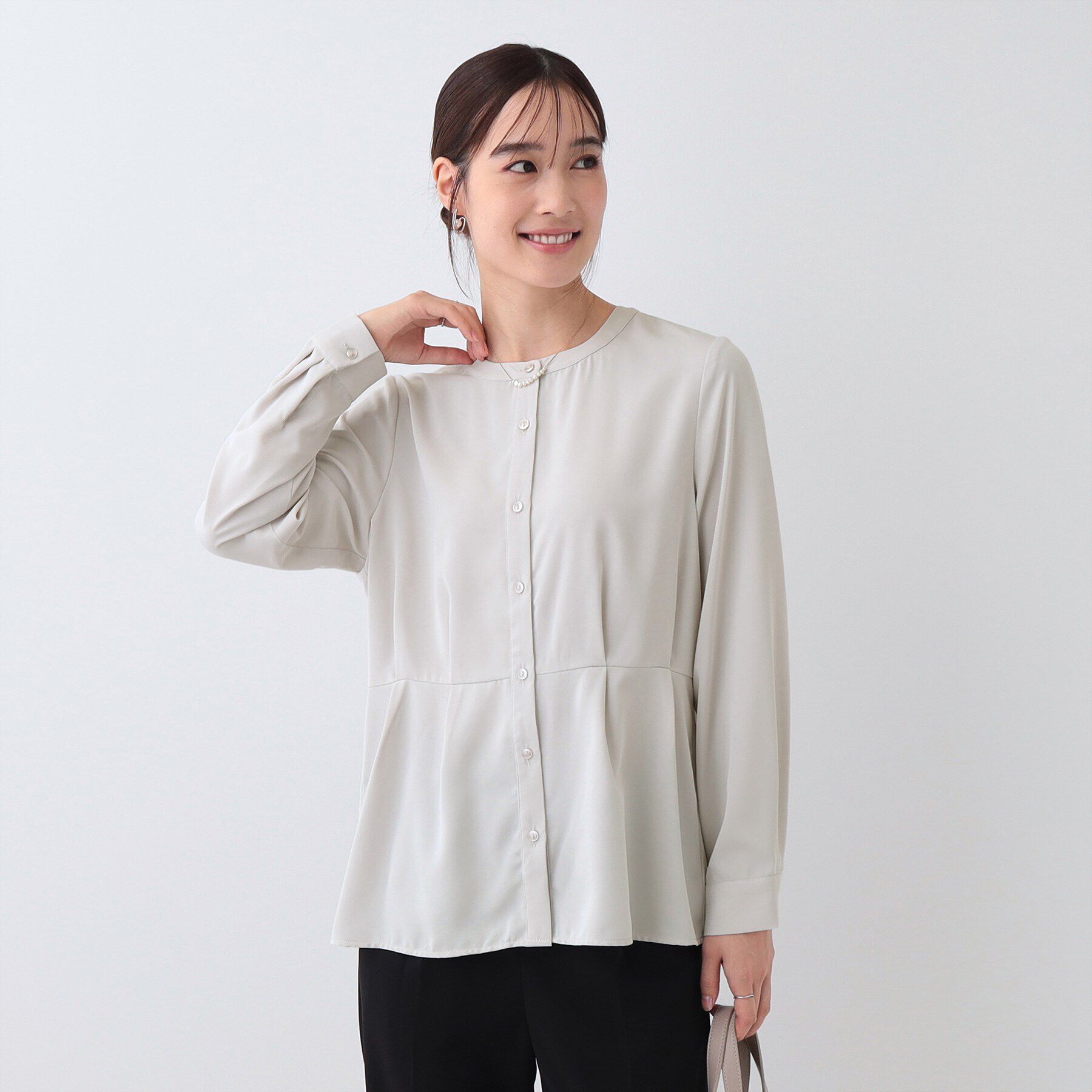 SHOO･LA･RUE「【S-3L】さらり軽やか インせず決まる ペプラムブラウス」|シャツ・ブラウス|
