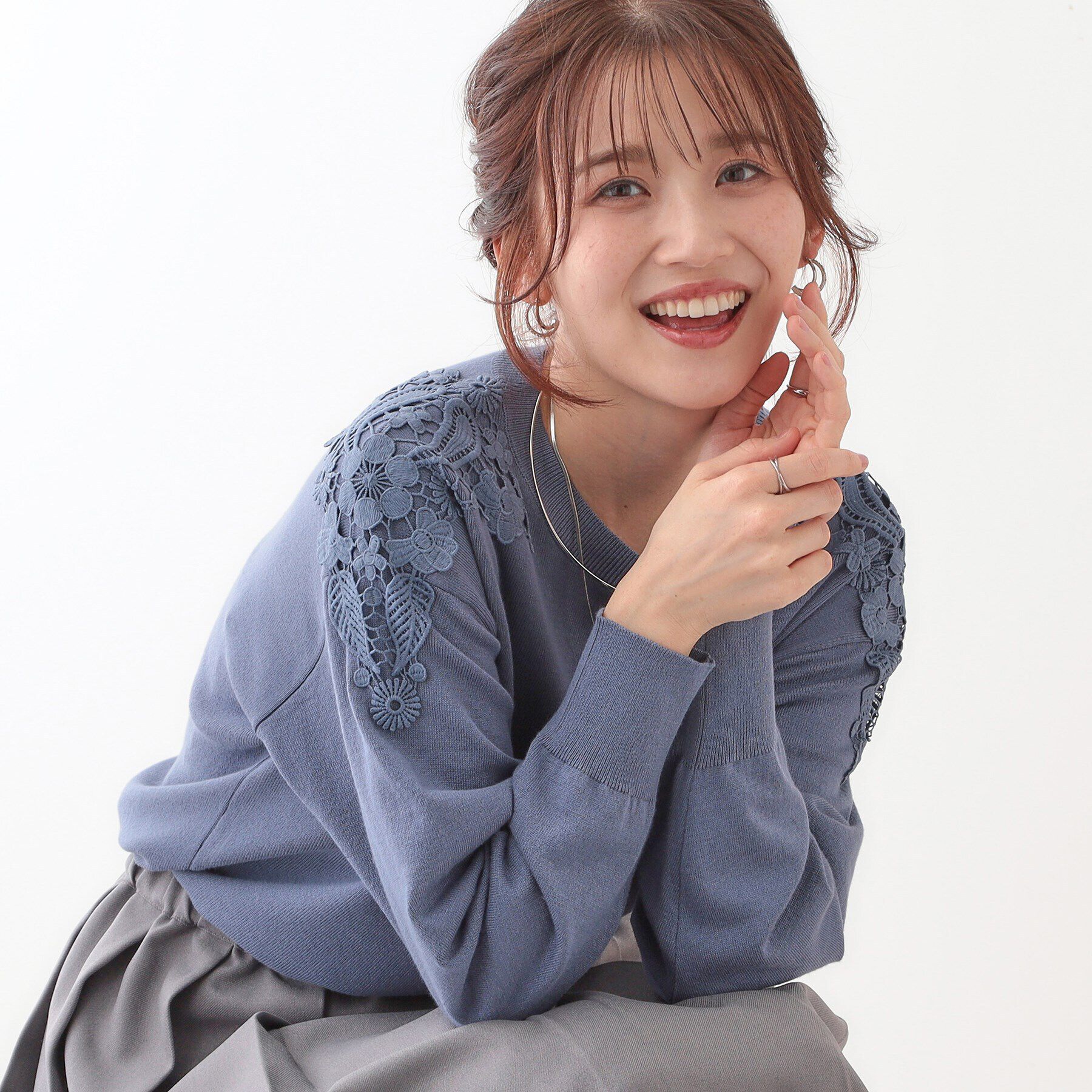 SHOO･LA･RUE「肩レースが差をつける デザインニット」|ニット・セーター|ブルー(093)