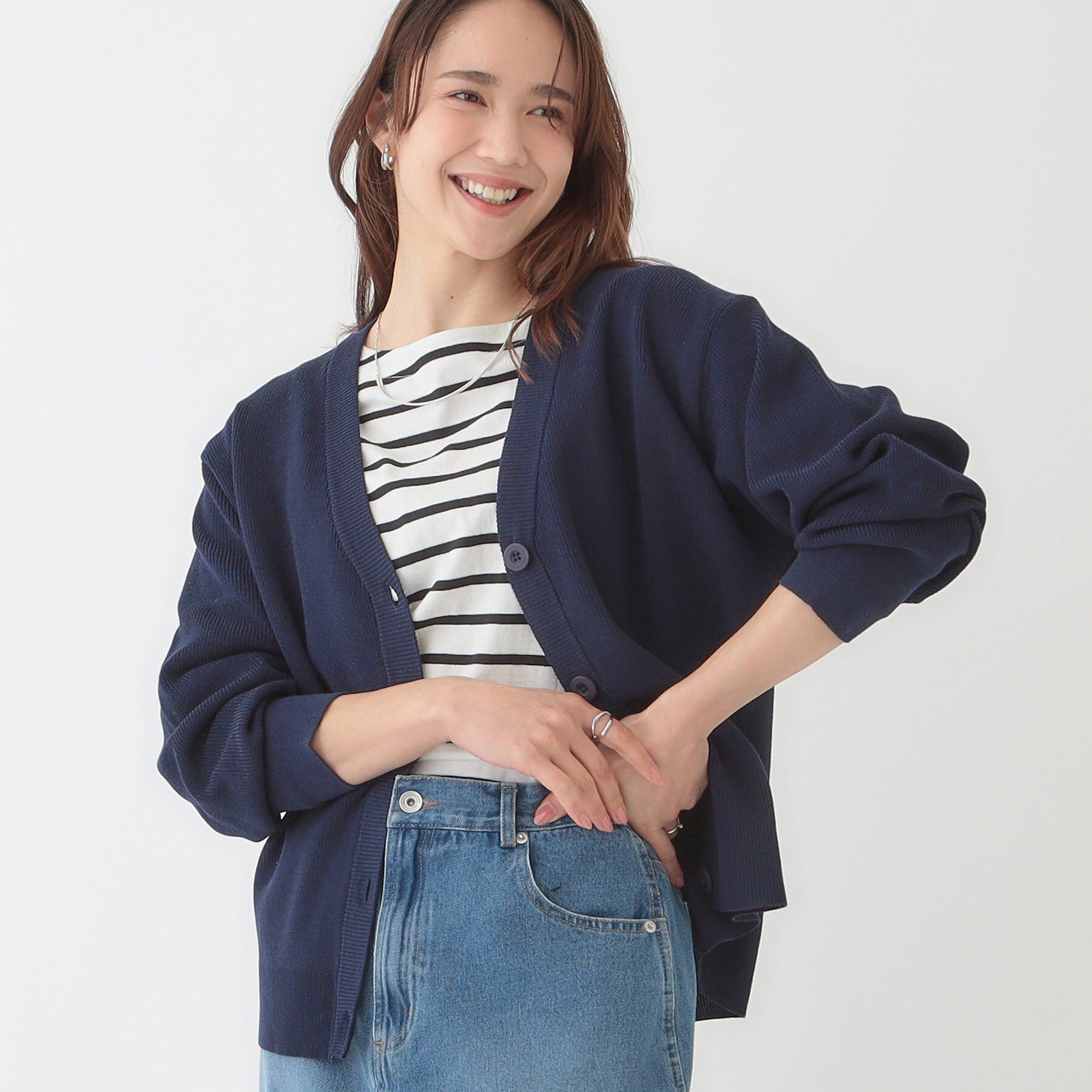 SHOO･LA･RUE「【洗える/S-LL】ドライタッチが心地よい 畦編みVネックカーディガン」|カーディガン|ネイビー(094)
