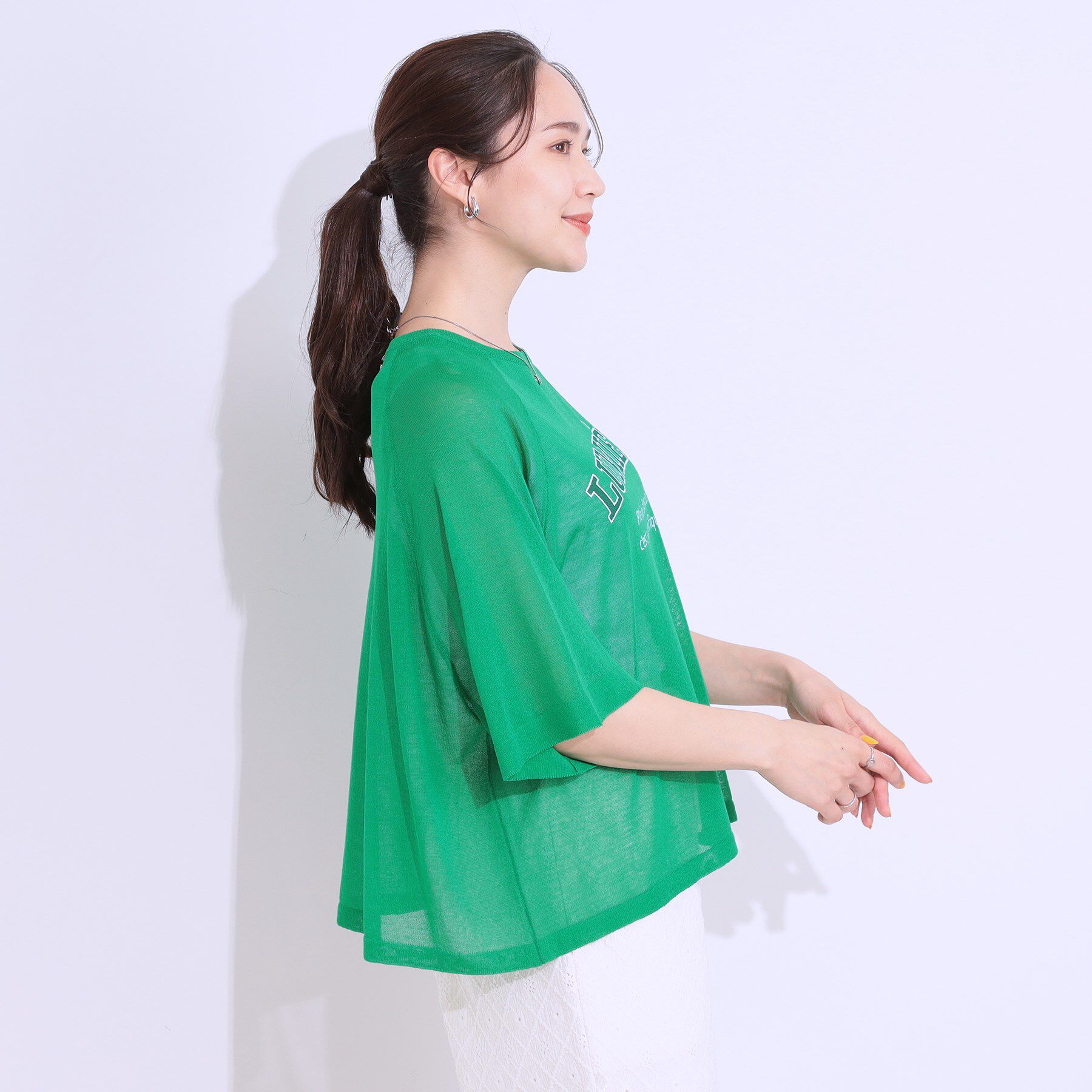 SHOO･LA･RUE「【S-LL】シアー感がこなれ見え お袖ゆったりロゴニット」|ニット・セーター|