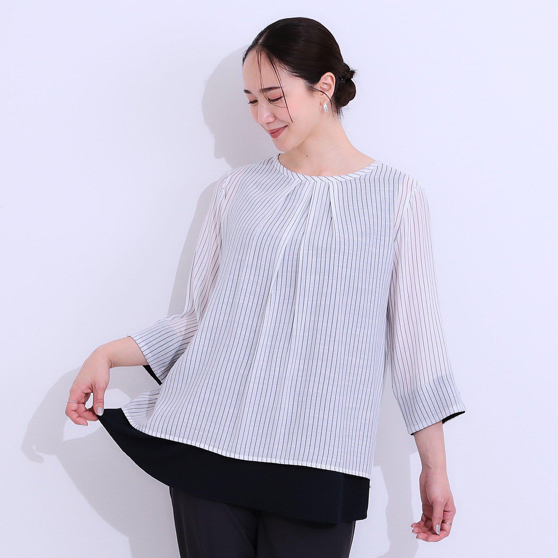 SHOO･LA･RUE「【洗える/S-LL】一枚でサマ見え お袖折り返し 裾レイヤードトップス」|Tシャツ・カットソー|