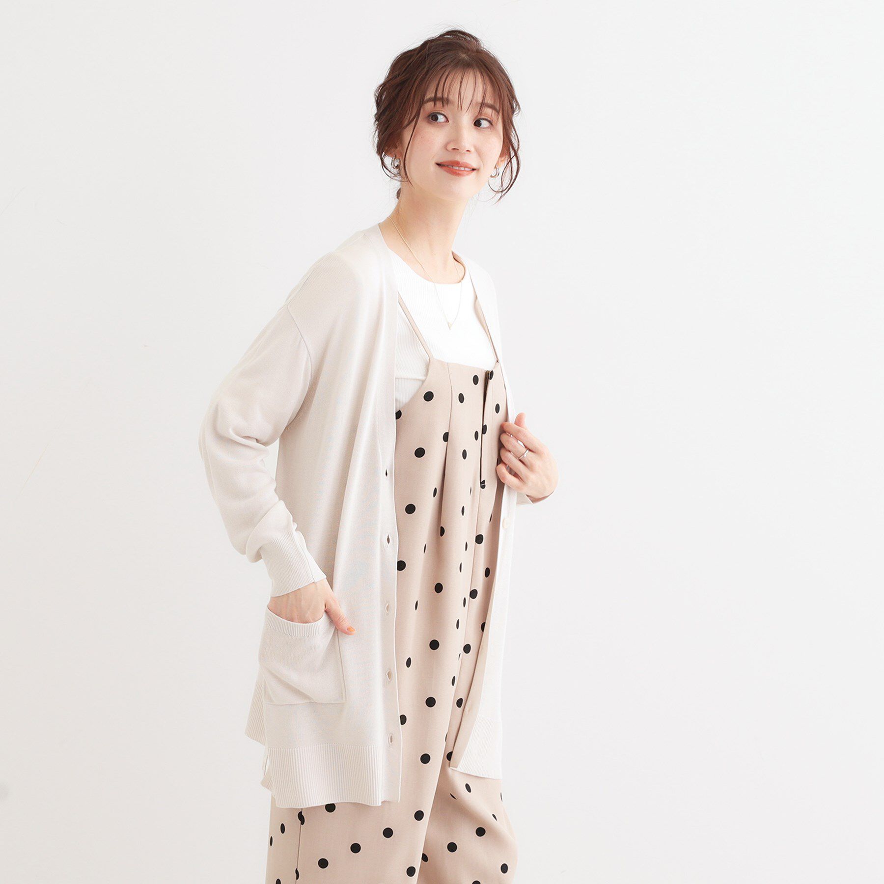 SHOO･LA･RUE「【洗える/UV】さらっと羽織れる ミドル丈Vネックカーディガン」|カーディガン|