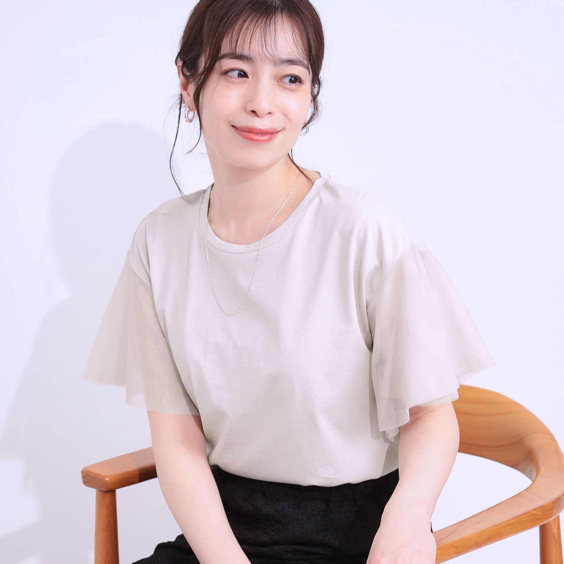 SHOO･LA･RUE「【S-LL/ひんやり】大人フェミニンに お袖チュール フリルトップス」|Tシャツ・カットソー|ライトグレー(011