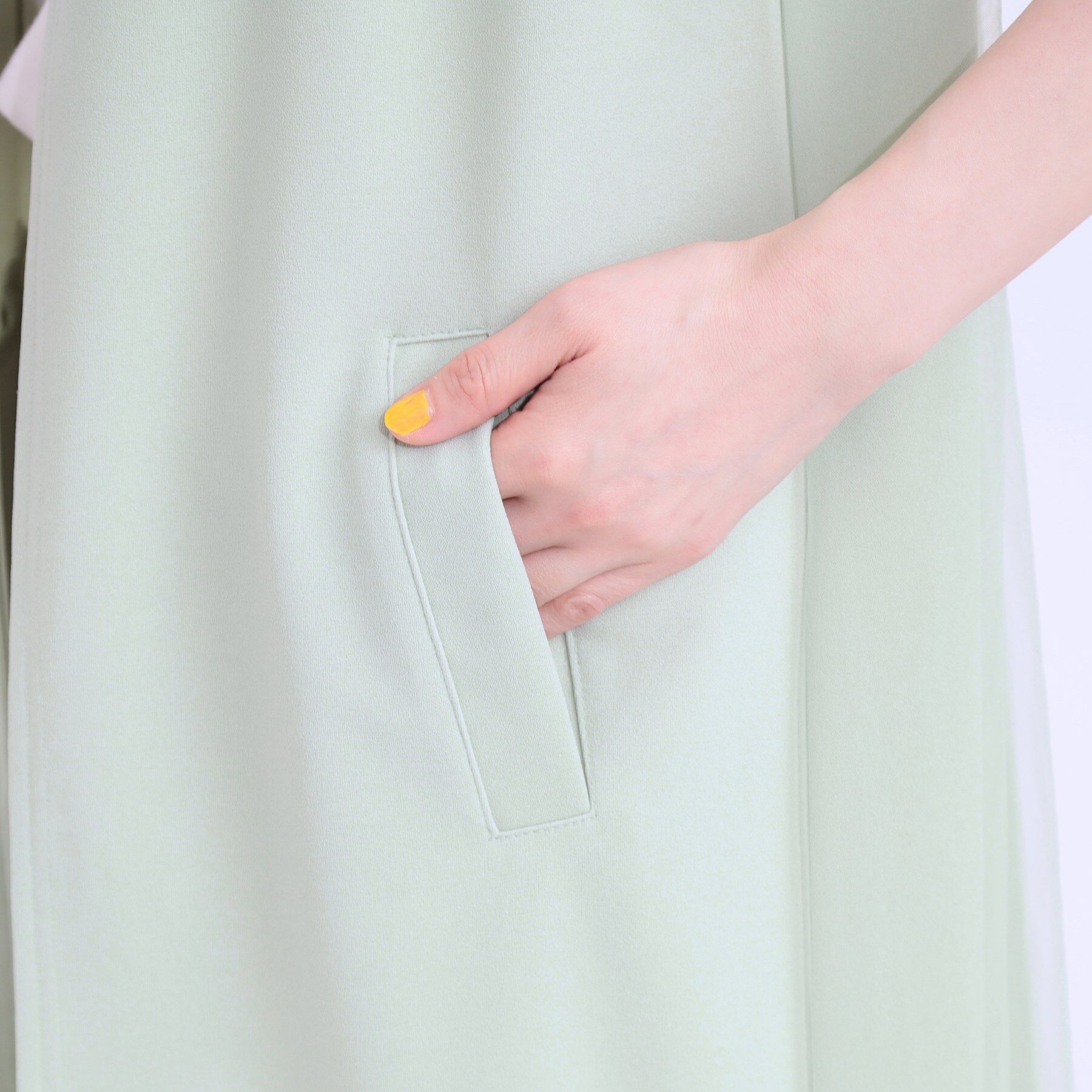 SHOO･LA･RUE「旬を取り入れながら体型カバー ボタンレスエアリージレ」|ベスト・ジレ|