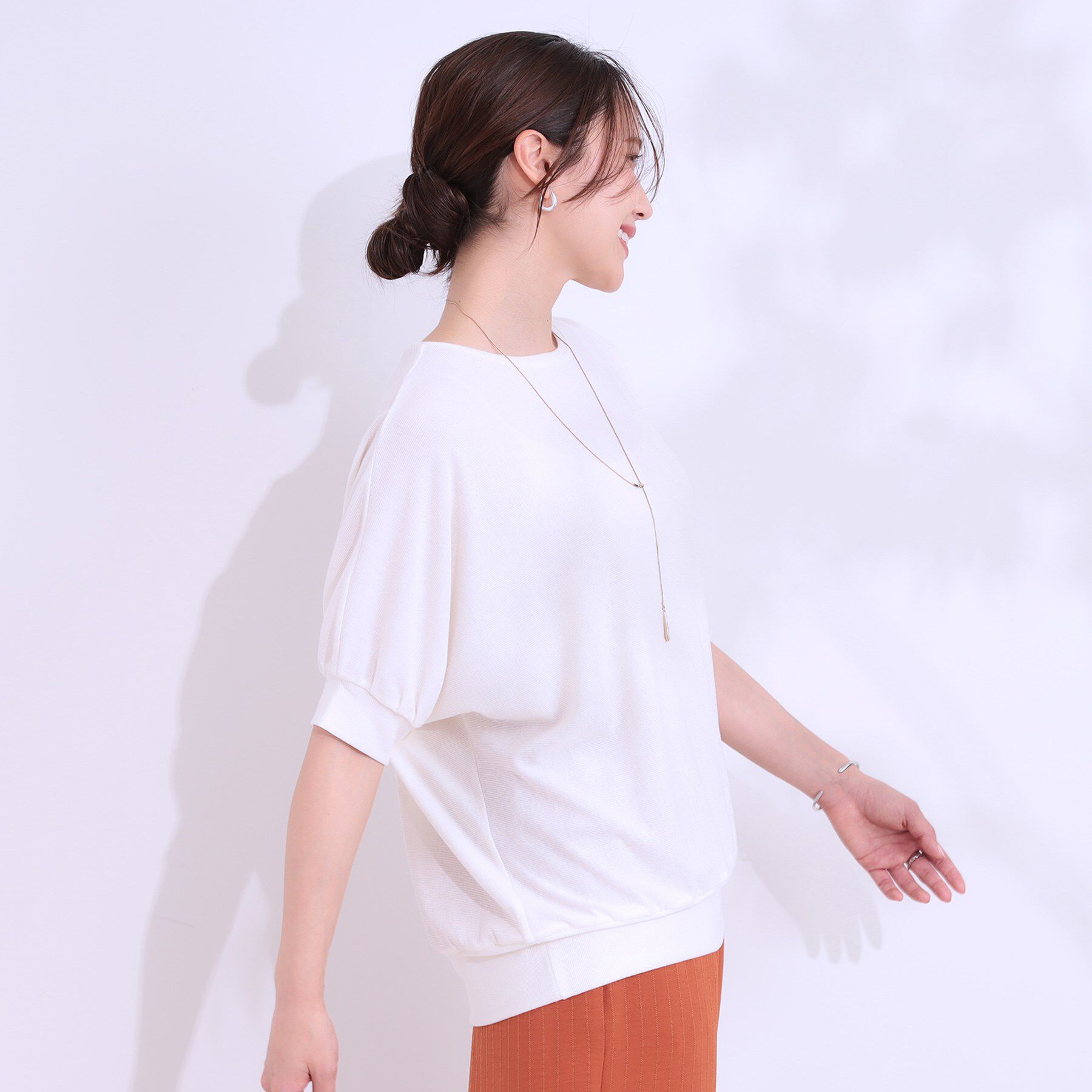 SHOO･LA･RUE「【ひんやり/UV】ほんのりラメで大人上品 お袖リブ ドルマントップス」|Tシャツ・カットソー|