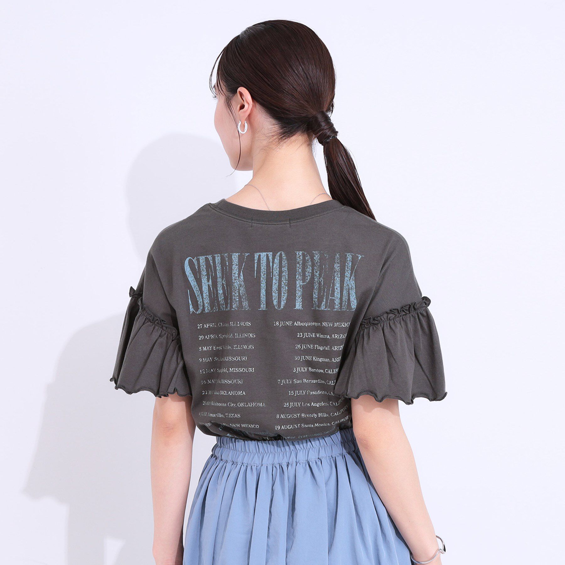 SHOO･LA･RUE「【洗える/S-LL】プリントアソート お袖フリルTシャツ」|Tシャツ・カットソー|