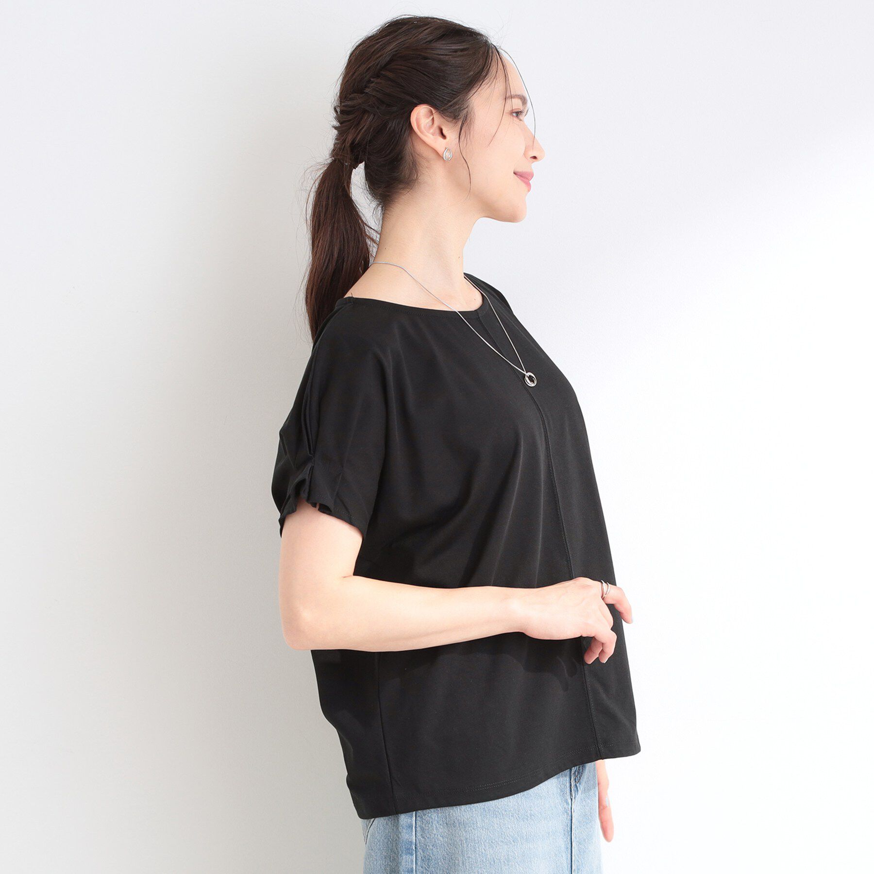 SHOO･LA･RUE「【S-LL/UV/プチプラ】お袖タックで好印象 デザインTシャツ」|Tシャツ・カットソー|