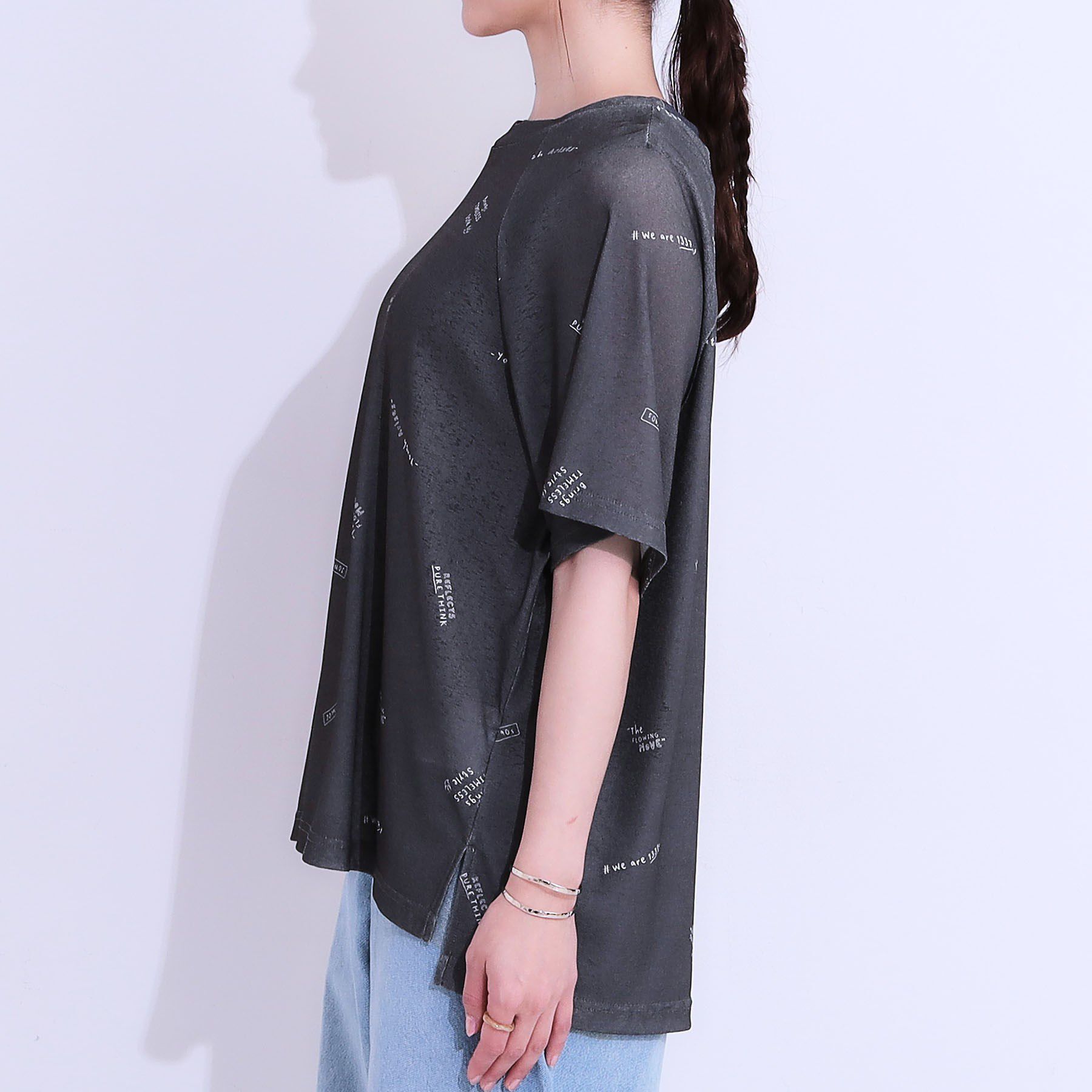 SHOO･LA･RUE「【洗える/S-LL】ゆるっとこなれ見え 総柄プリント シアーTシャツ」|Tシャツ・カットソー|