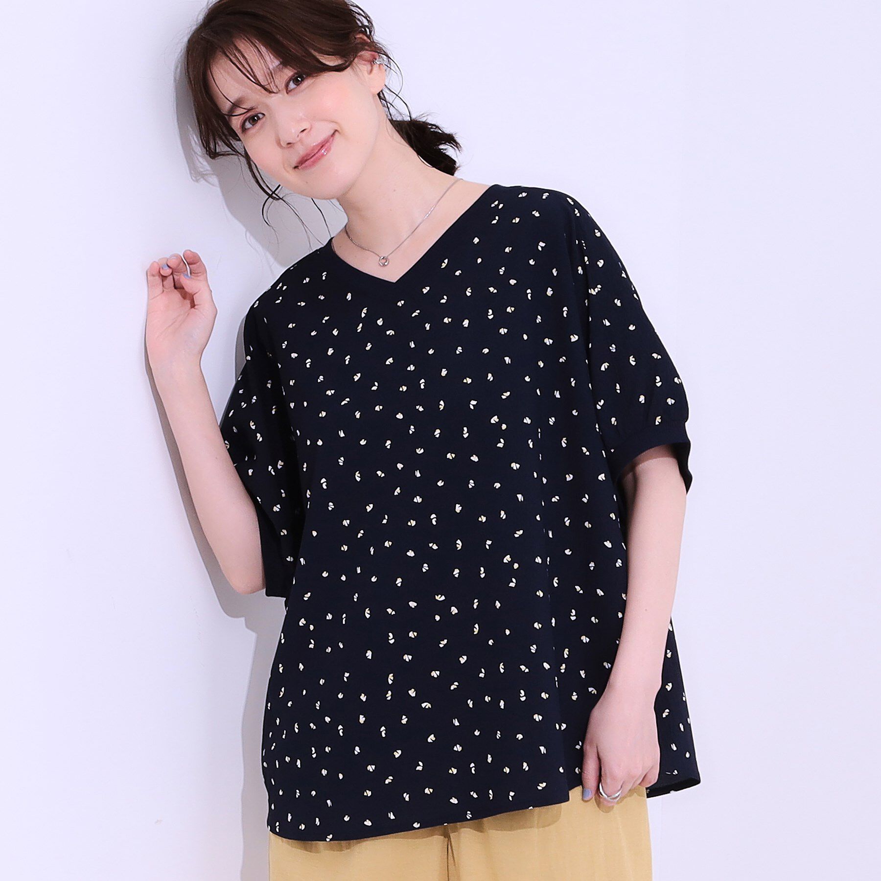 SHOO･LA･RUE「【洗える/前後2WAY】涼しく軽やかな アソートドルマンブラウス」|シャツ・ブラウス|ネイビー(194)