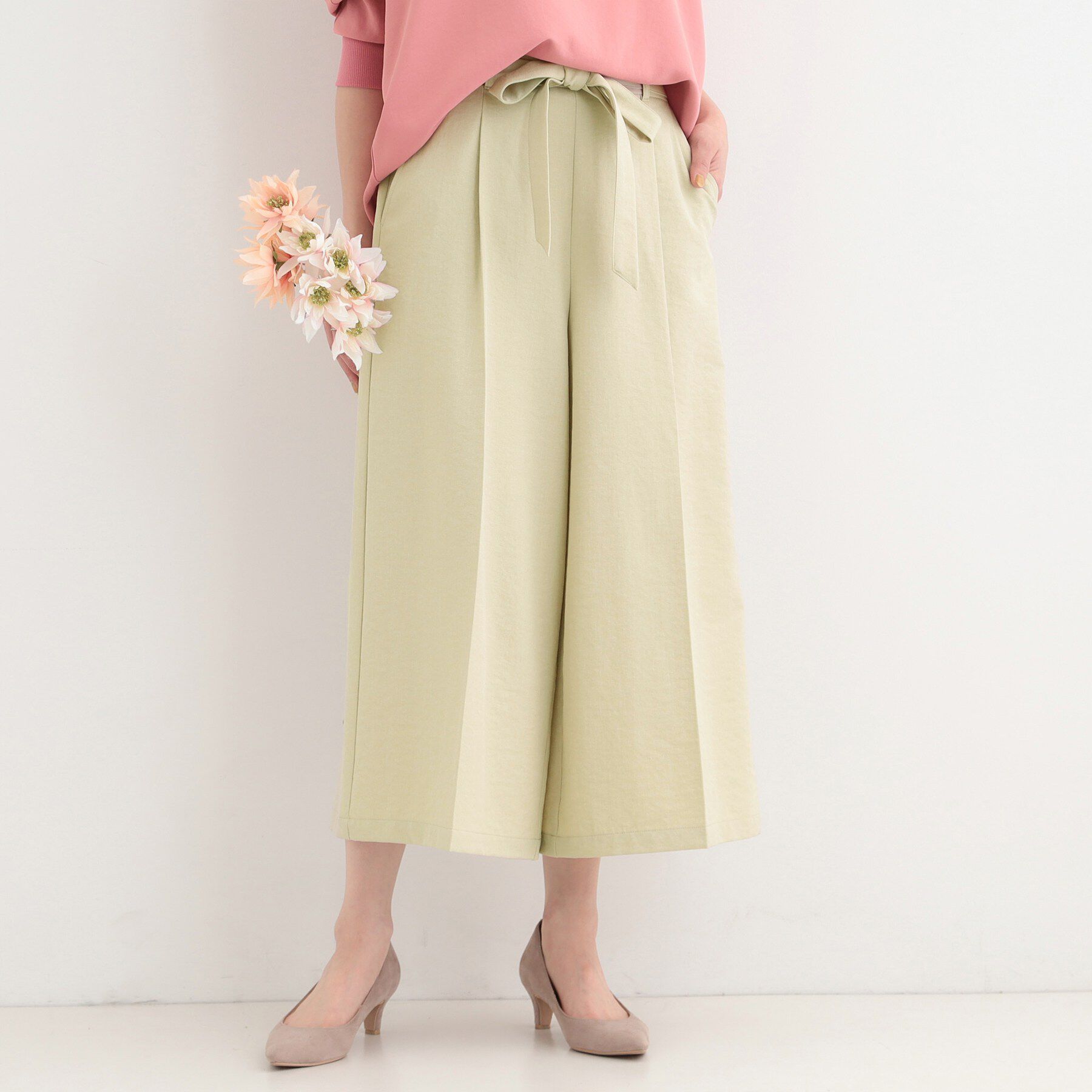 SHOO･LA･RUE「【洗濯機可/S-LL】ハイウエストで美脚見え リボンクロップドワイドパンツ」|その他|ベージュ(052)