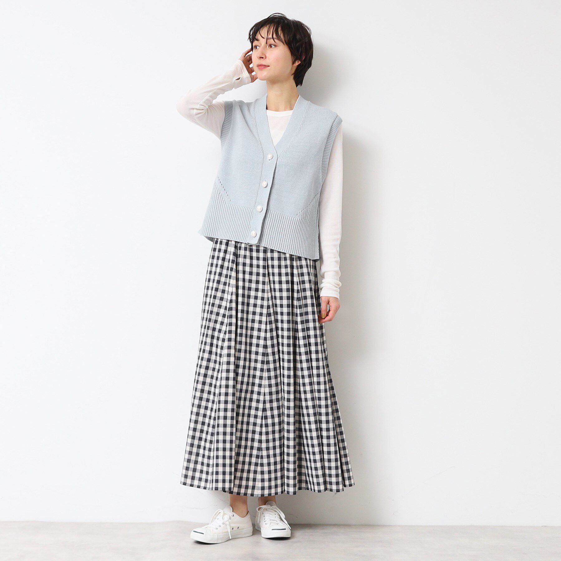 Dessin「【洗える】パール調ボタン付きニットジレ」|ベスト・ジレ|