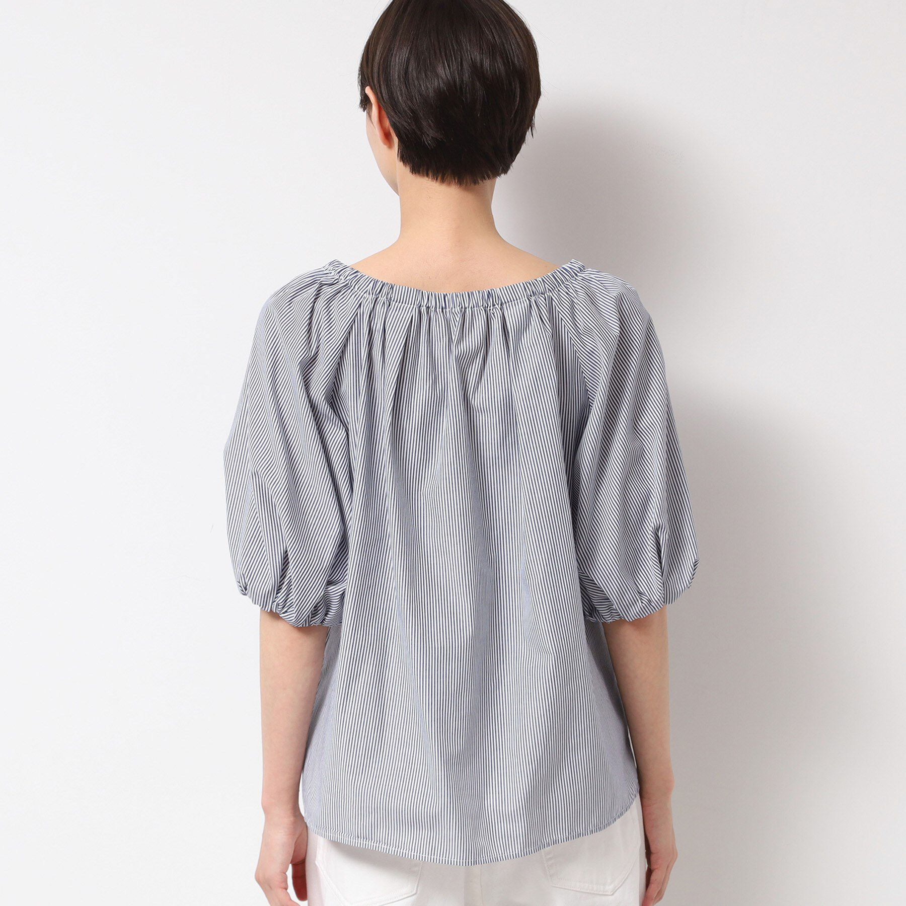 Dessin「【洗える】バッグギャザー入り五分袖ボリュームブラウス」|シャツ・ブラウス|