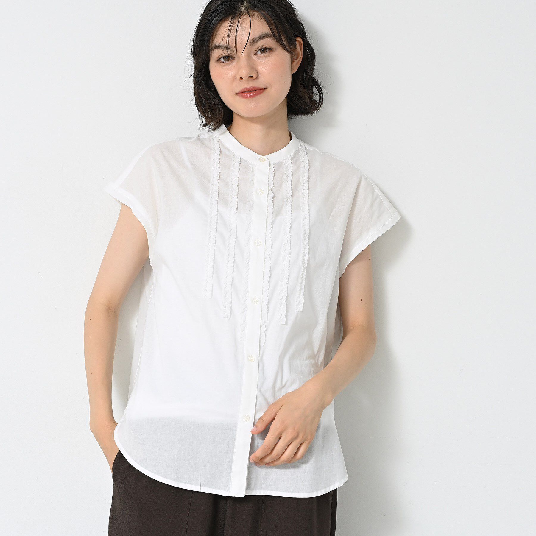 Dessin「【洗える】スタンドカラーフリルブラウス」|シャツ・ブラウス|