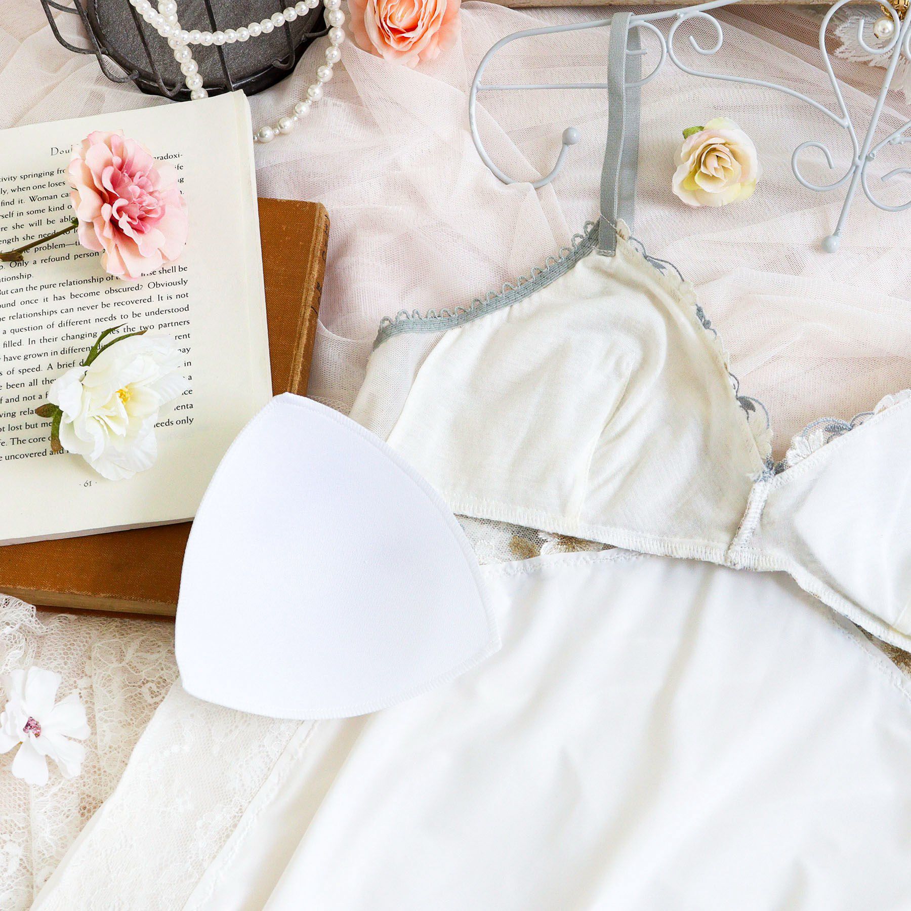 Risa Magli「ジア カップ付スリップ」|キャミソール|