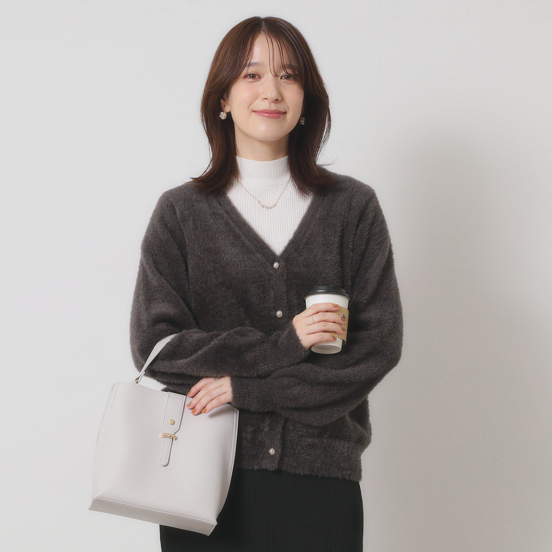 ITS&rsquo;DEMO「【手洗い可】フェザーヤーンVカーディガン」|カーディガン|チャコールグレー(0