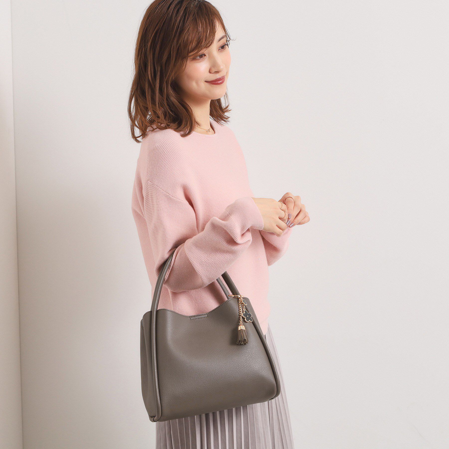 ITS&rsquo;DEMO「【2WAY】チャーム付きミニトート」|ハンドバッグ|