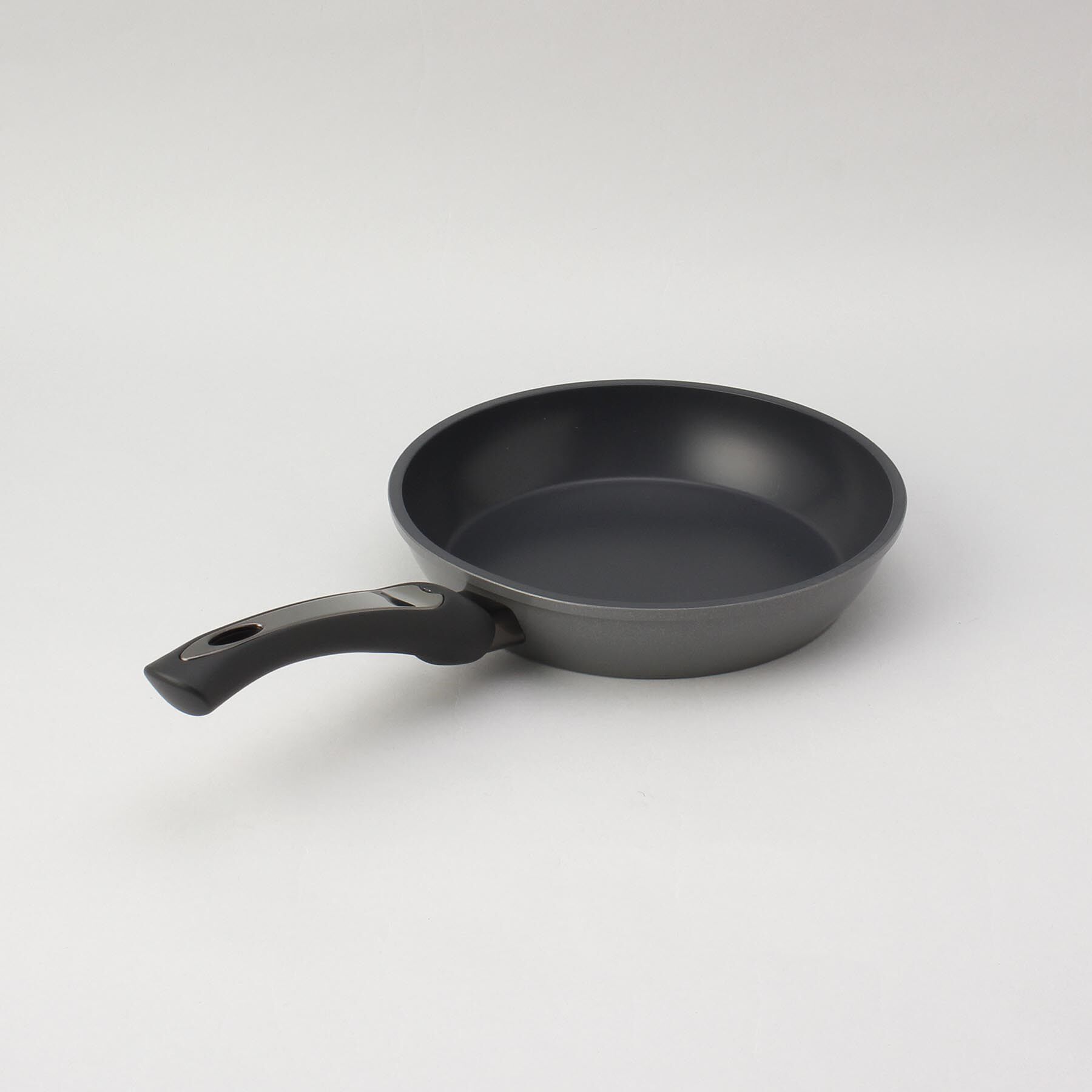 212 KITCHEN STORE「プラズマプロ フライパン20cm ＜KEVNHAUN ケヴンハウン＞」|食器・キッチングッズ|