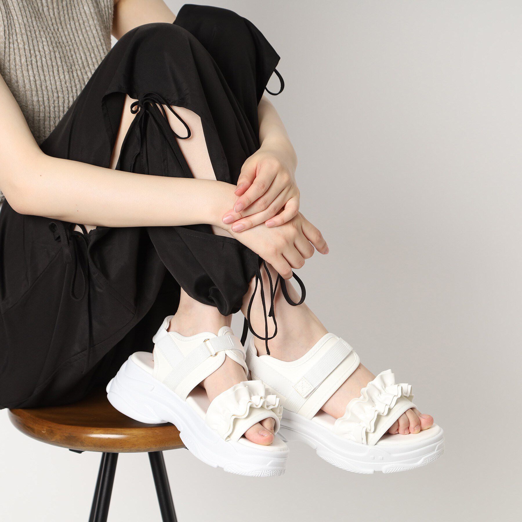 csT&P「厚底フリルスポサン」|サンダル|